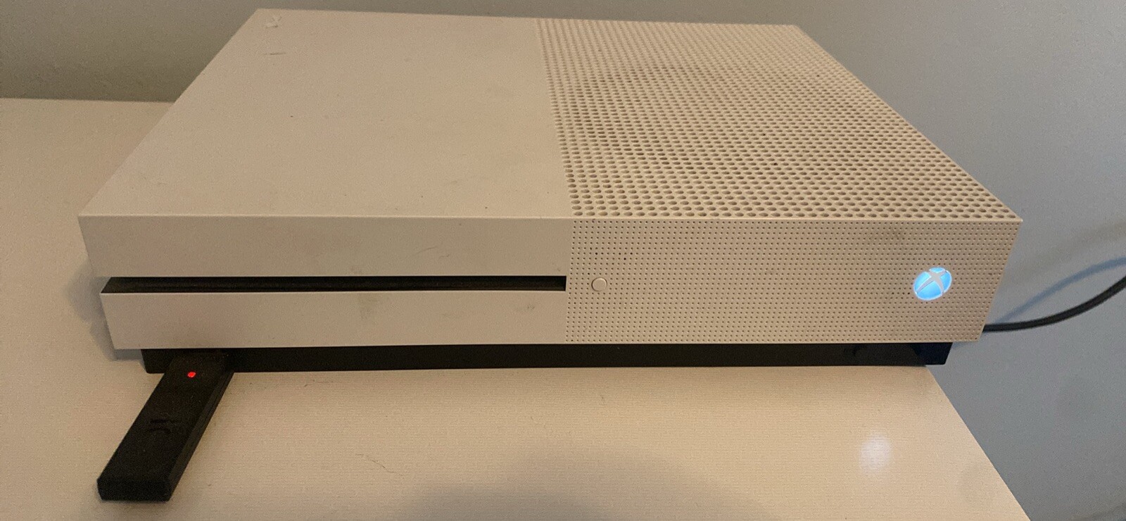 Microsoft Xbox One S 500GB Video Game Console – White (ZQ9-00001)