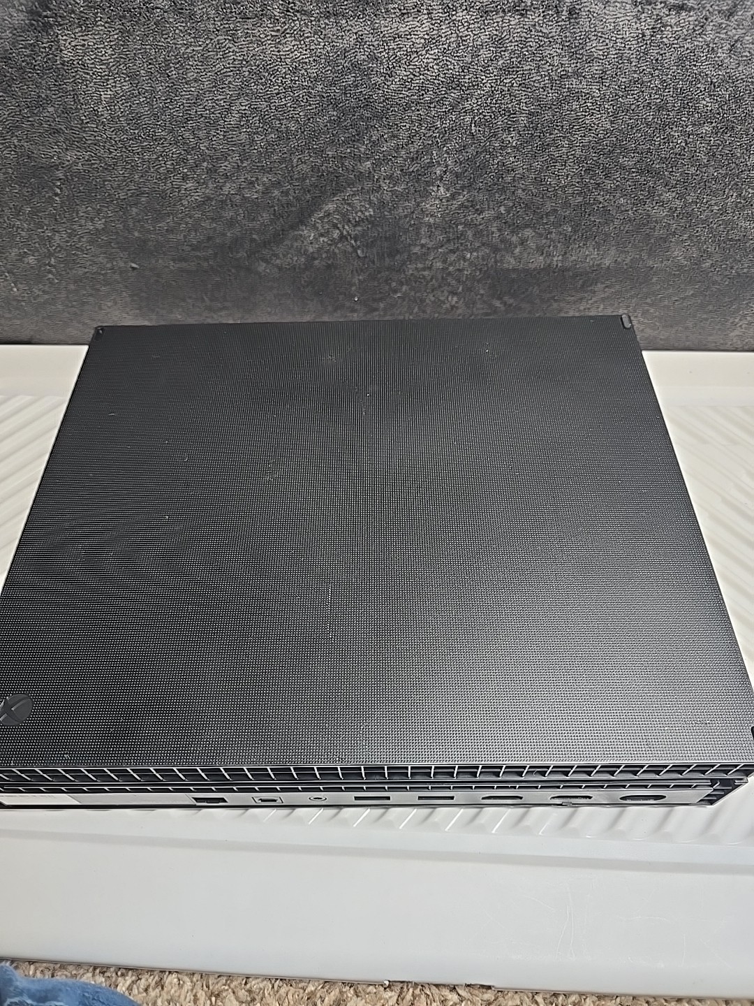 Microsoft Xbox One X 1TB Console Model 1787 Bundle + 1 Controller 9 Games