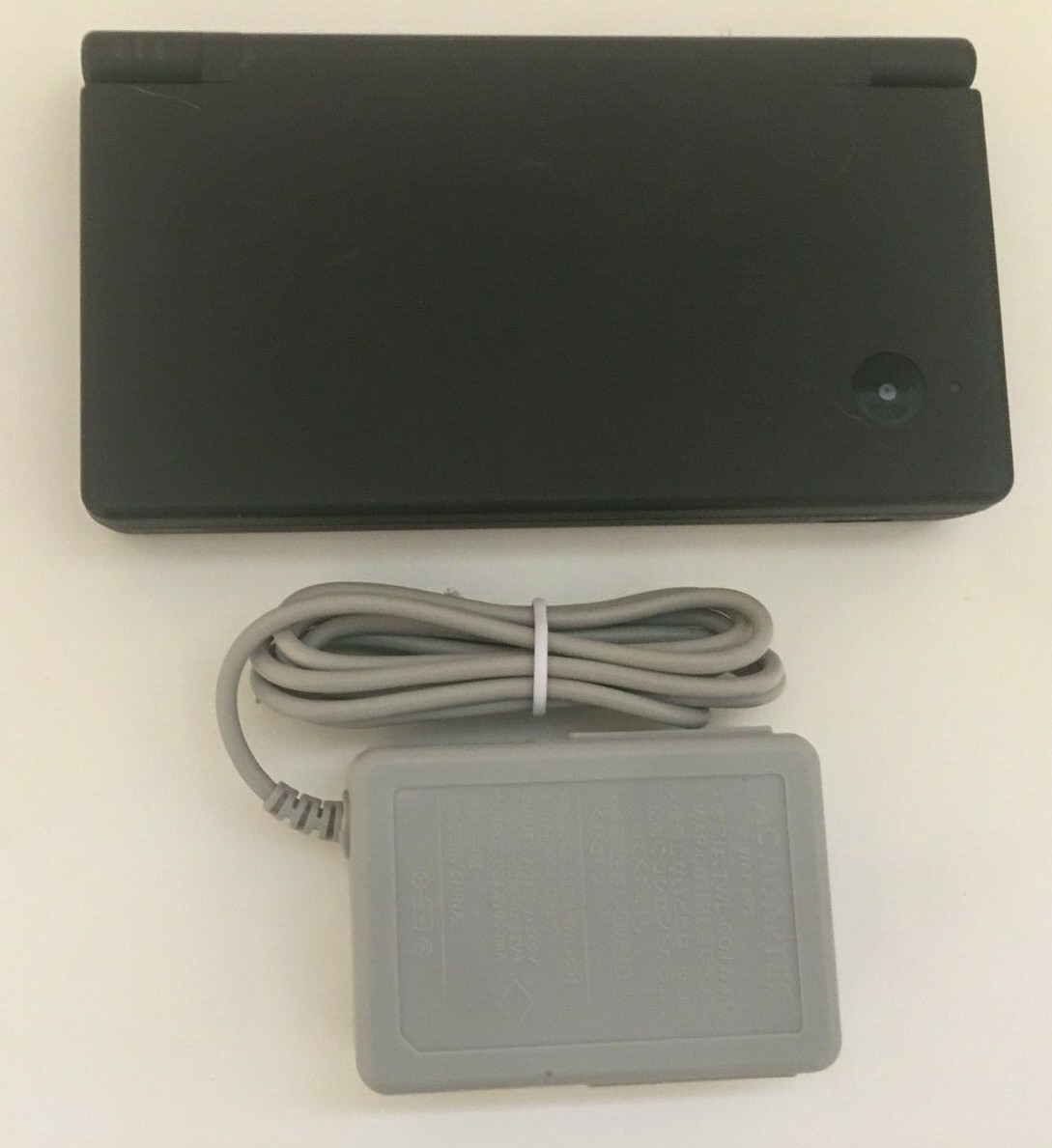 Nintendo DSi Black Console – GOOD CONDITION! Japan Version – Plays US Games