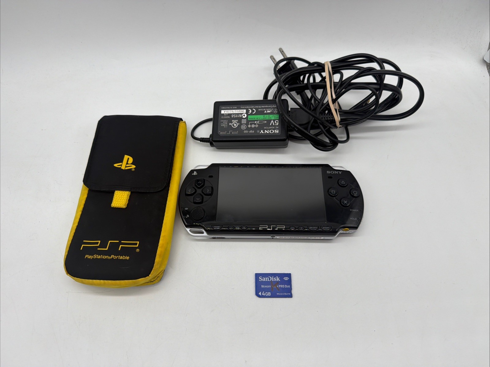 Sony PSP-2001 PlayStation Portable Handheld Working Console W/ Charger And 4gb