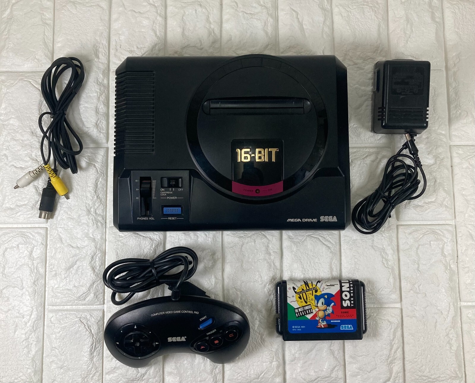 MEGA DRIVE PLUS 1 SONIC Console Boxed Tested System +1 games SEGA Japan#02