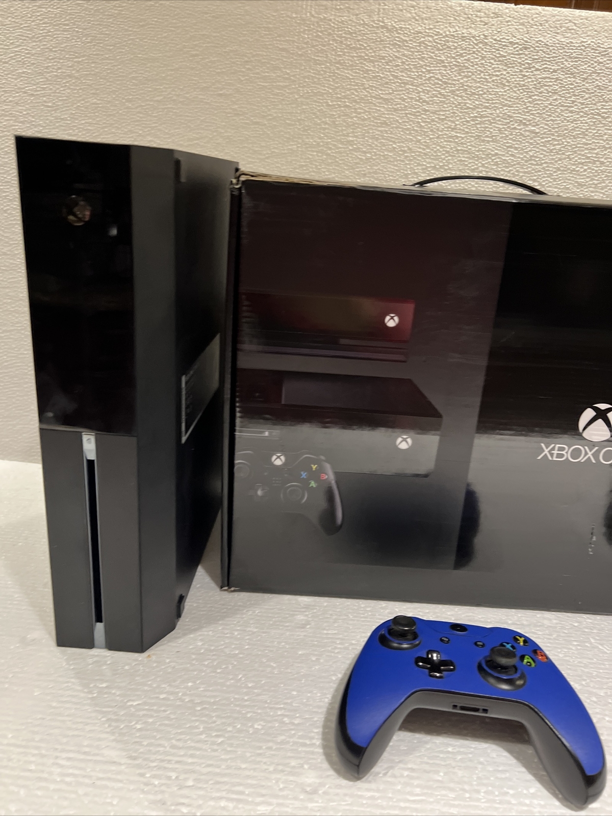 Microsoft Xbox One Day One Edition 500GB Black Console