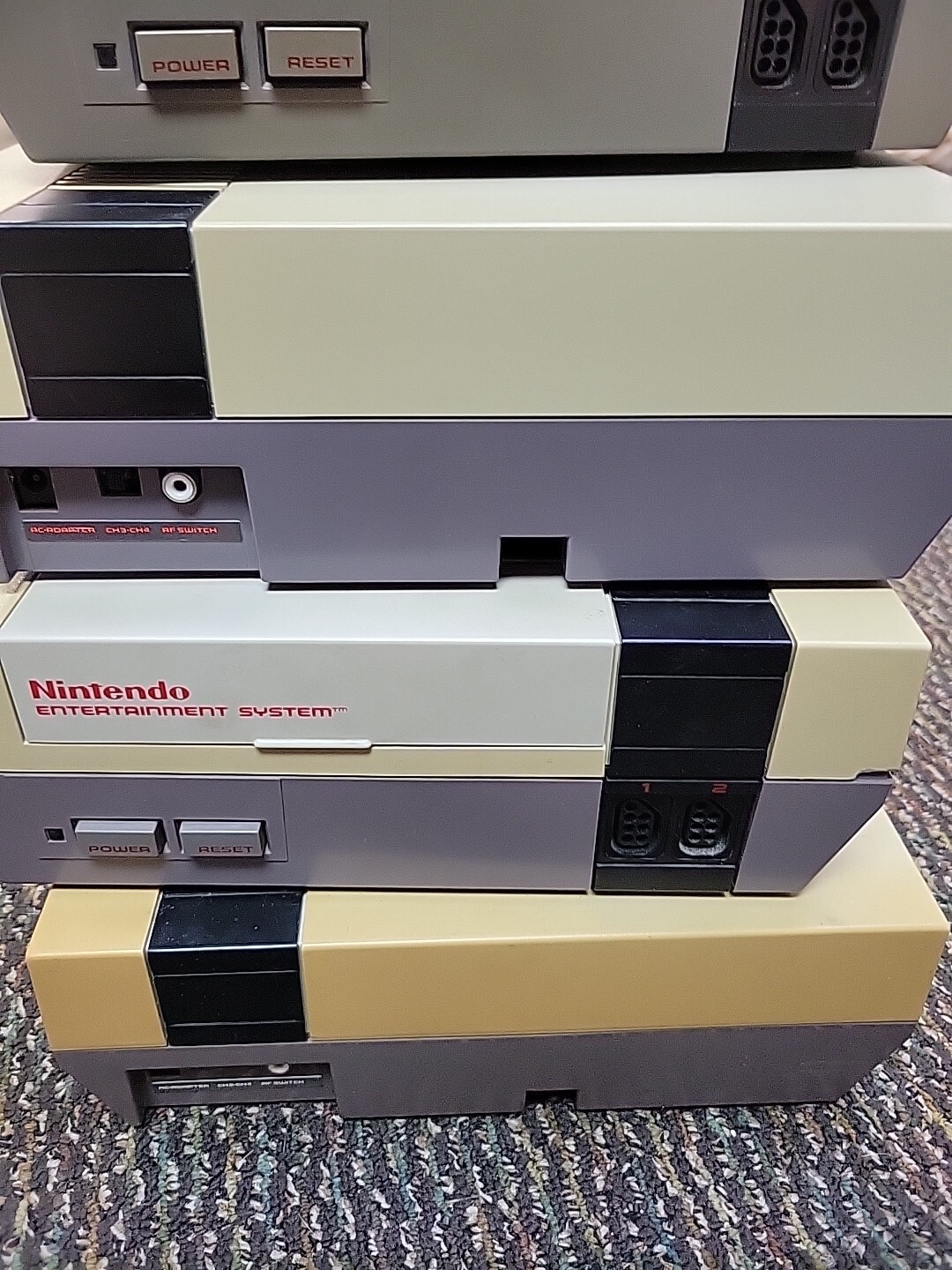 GUARANTEED Nintendo NES Original Console – NEW 72 pin installed off-color G