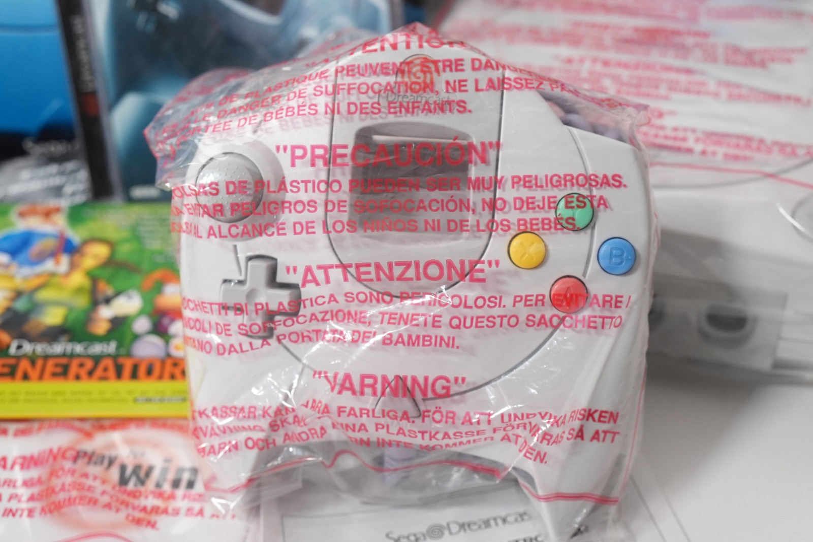 SEGA DREAMCAST Gaming System Console HKT-3020 OPEN BOX New Complete CIB