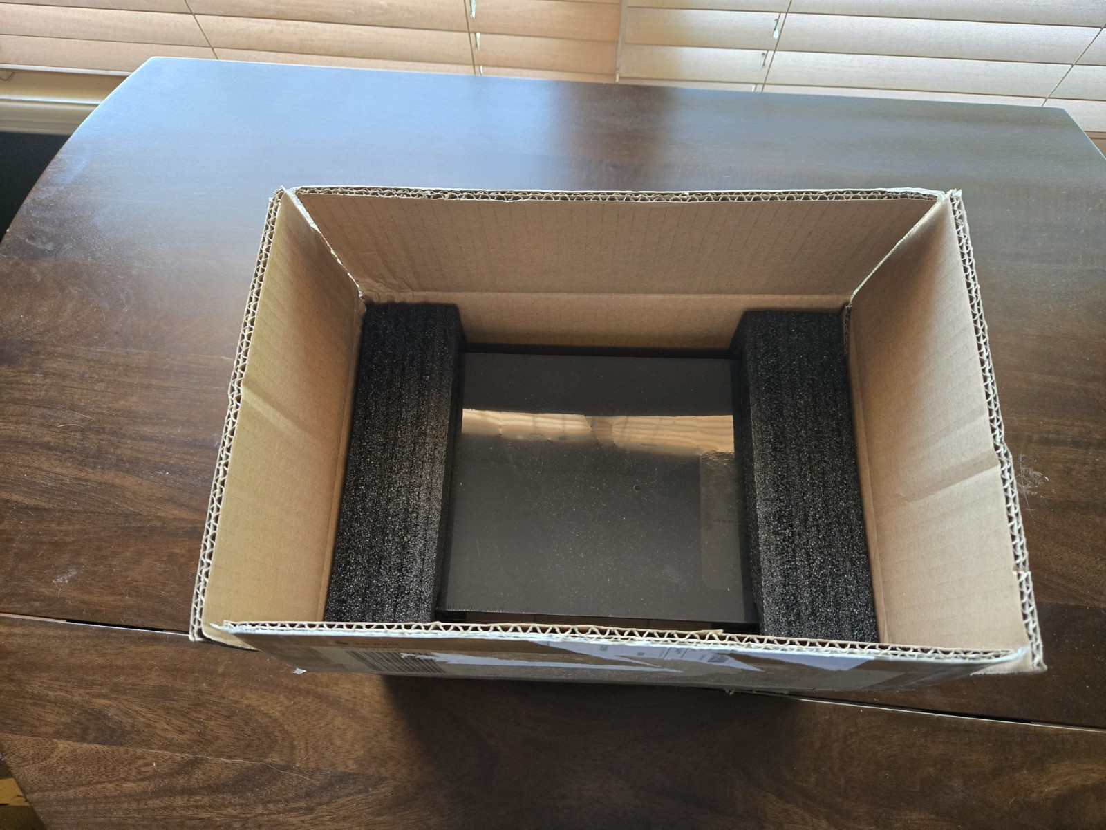 Analogue Nt Mini Noir V2 Edition – NES Game Console – Brand New Sealed