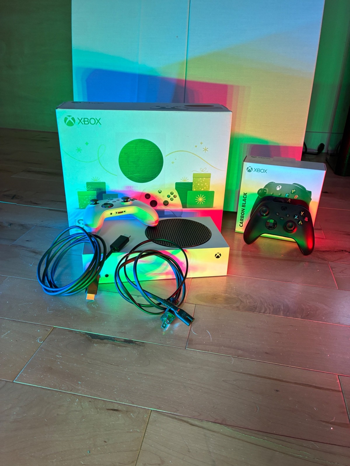 Xbox Series S 512GB White With 2 Wireless Controllers (stick drift) + All Cables