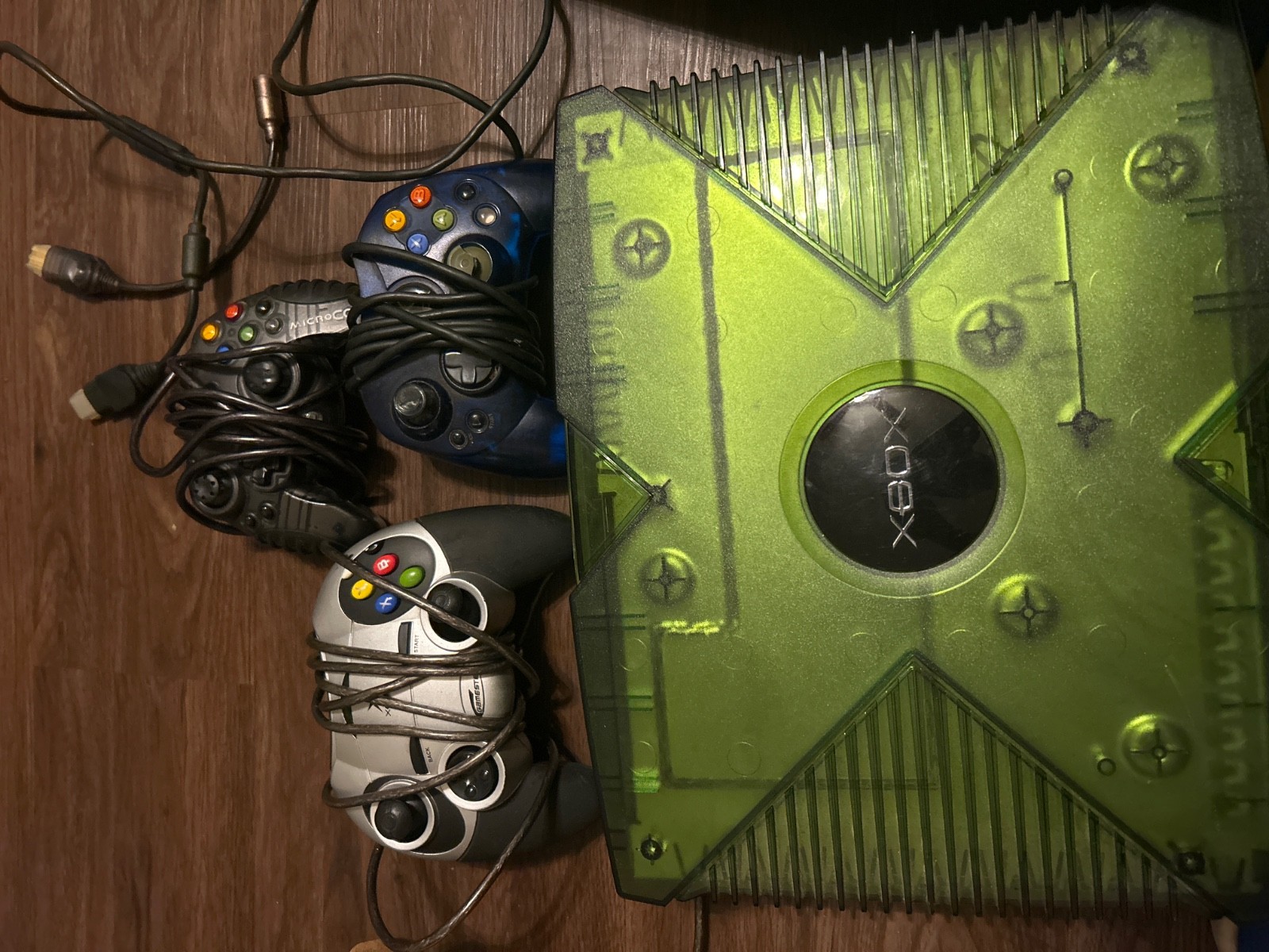 xbox halo special edition green console