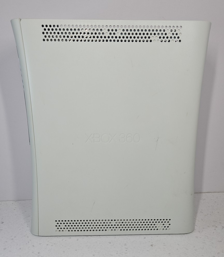 Xbox 360 Console White For PARTS. Unknown if still works. See DESCRIPTION!