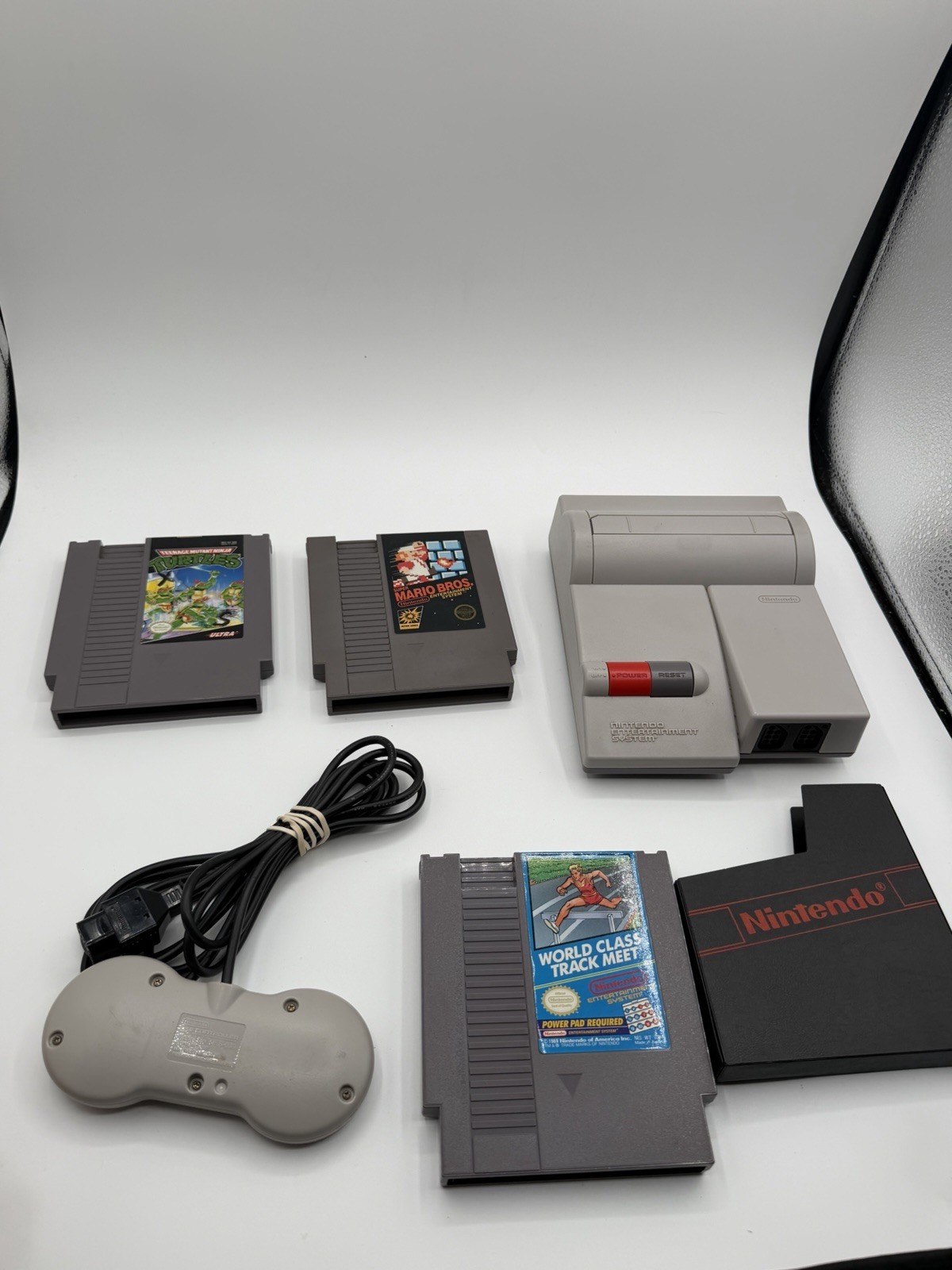 Nintendo Top Loader NES-101 Console! Bundle!!!! Tested Working Condition!!!
