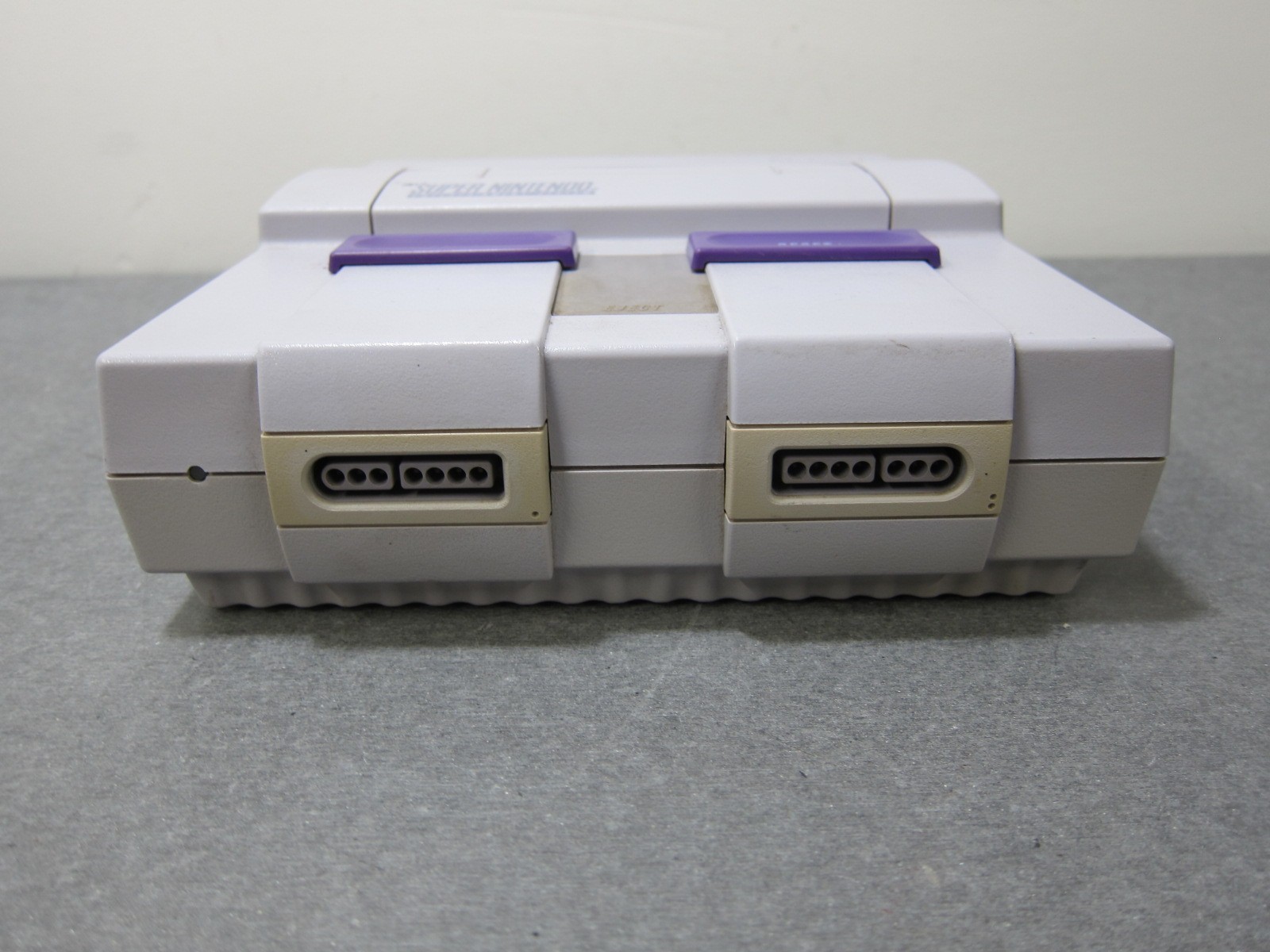 Super Nintendo SNES Console SNS-001 w/ Original Power Adapter & Controller