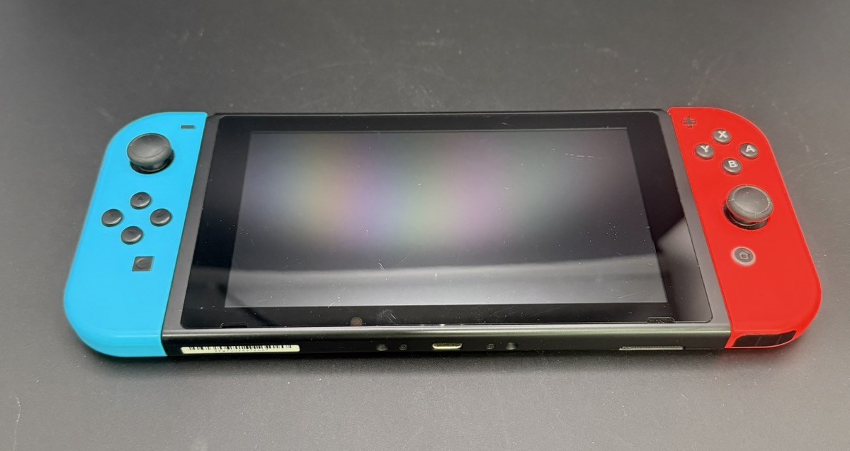 Nintendo Switch HAC-001 Original Red And Blue (J03027147)