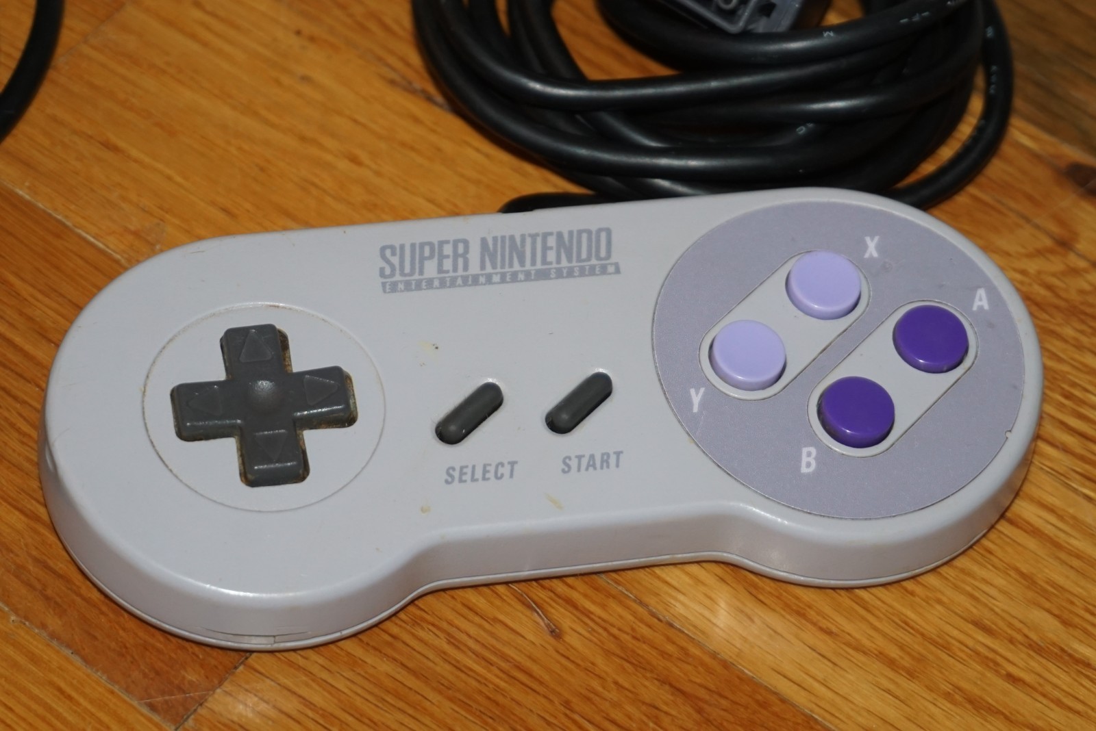 Super Nintendo Control Deck SNS-001 with two controllers-not tested