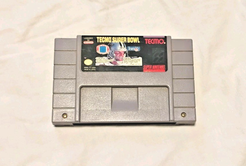 Super Nintendo SNES Console Super MarioWorld 1993 Tecmo Super Bowl Gaming System