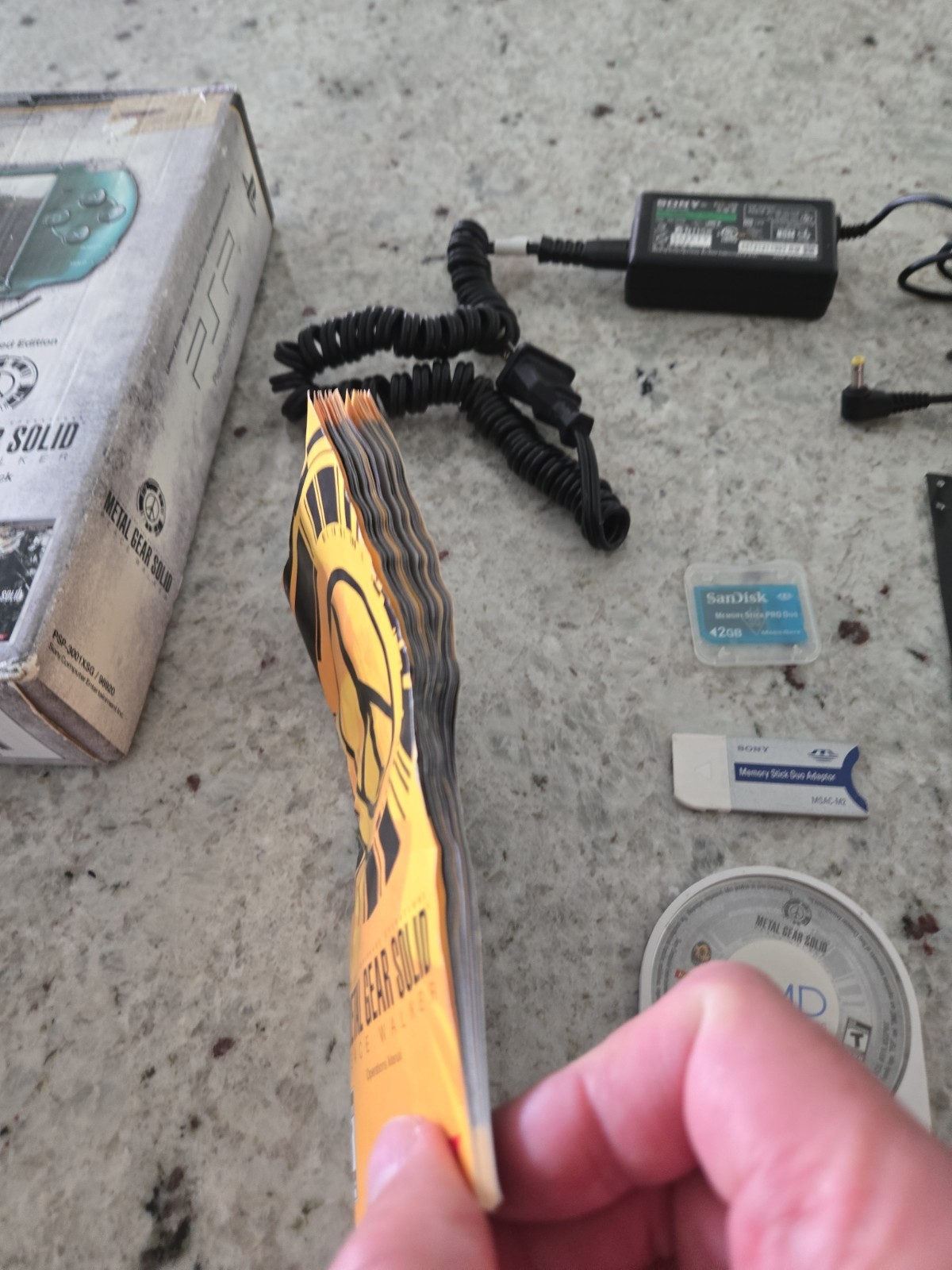 Sony PSP 3001 Metal Gear Solid: Peace Walker Entertainment Pack In Box – Tested