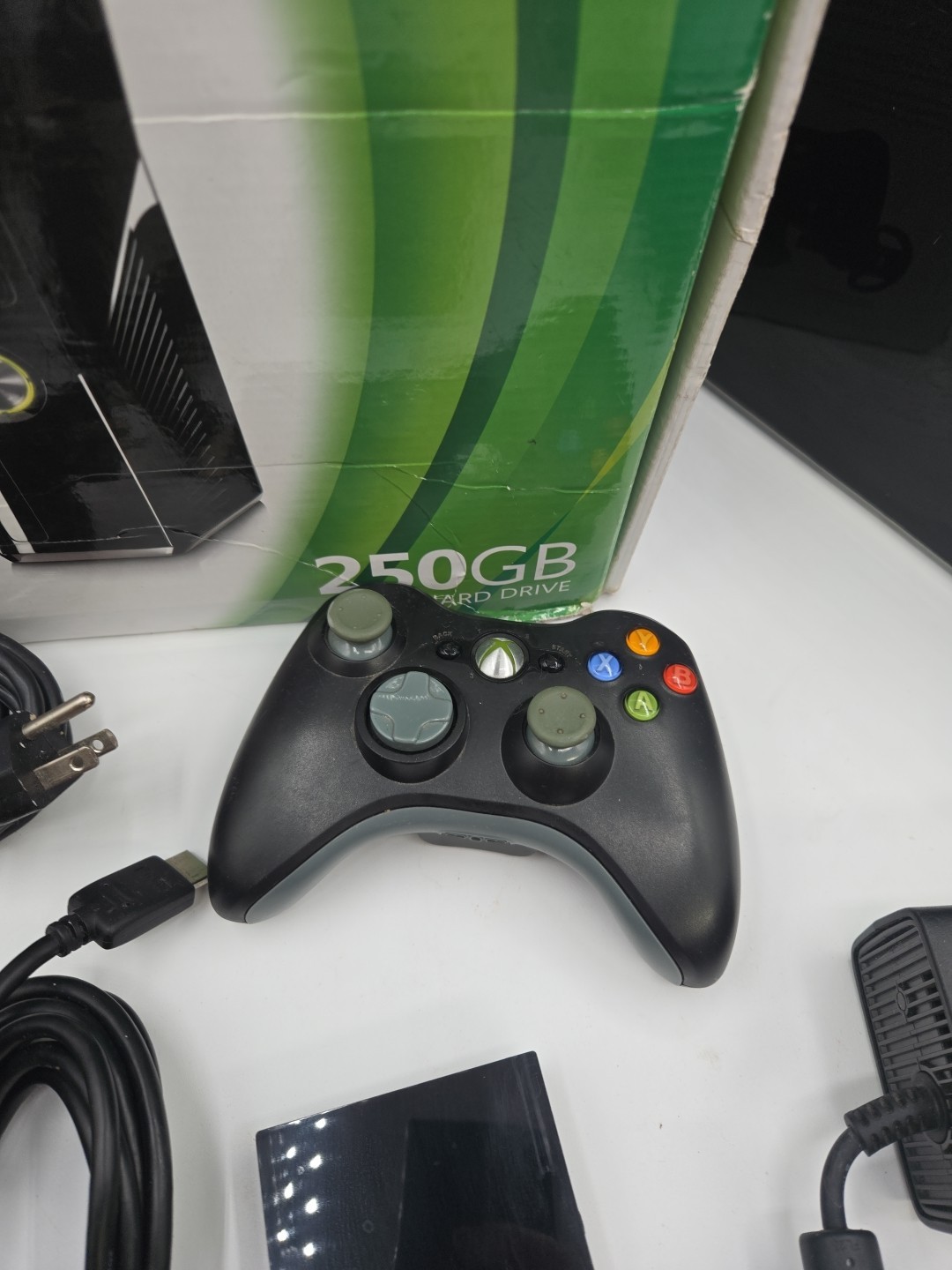 Microsoft Xbox 360 Launch Edition 250GB Glossy Black Console In Box Bundle Games