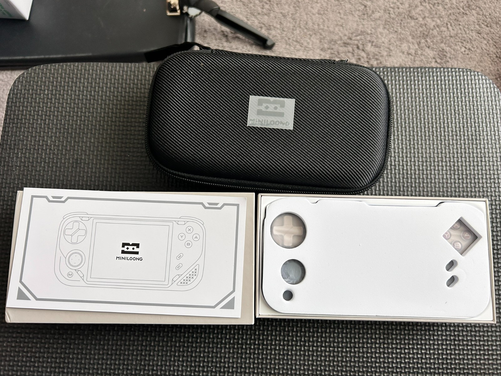 MINILOONG POCKET 1 HANDHELD (DMG) (64GB GAME CARD) (2K GAMES) FREE CASE (GXRG)
