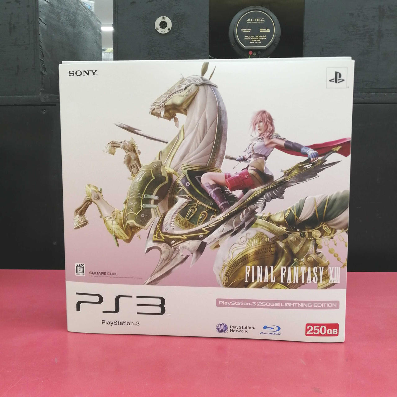 PlayStation 3 FINAL FANTASY XIII LIGHTNING EDITION CEJH-10008 250GB PS3 W/Box