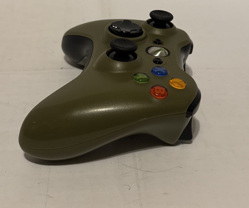 Halo 3 Xbox 360 Complete Console Set w OEM Controller HDD Very Clean
