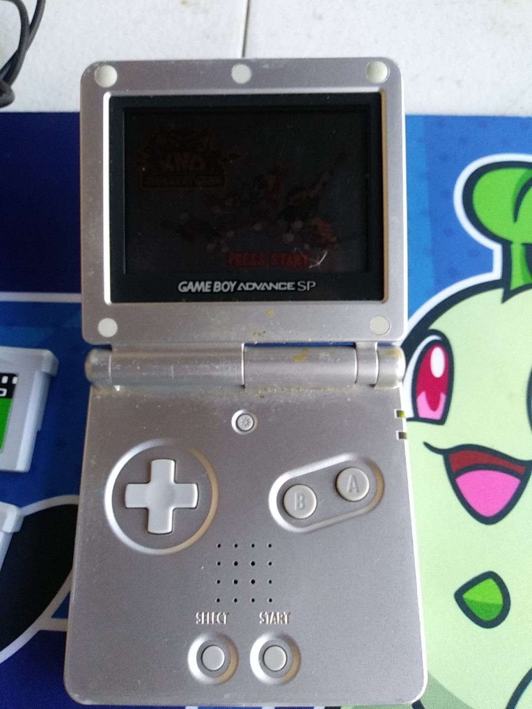 Nintendo Game Boy Advance SP Handheld System – Silver Bundle