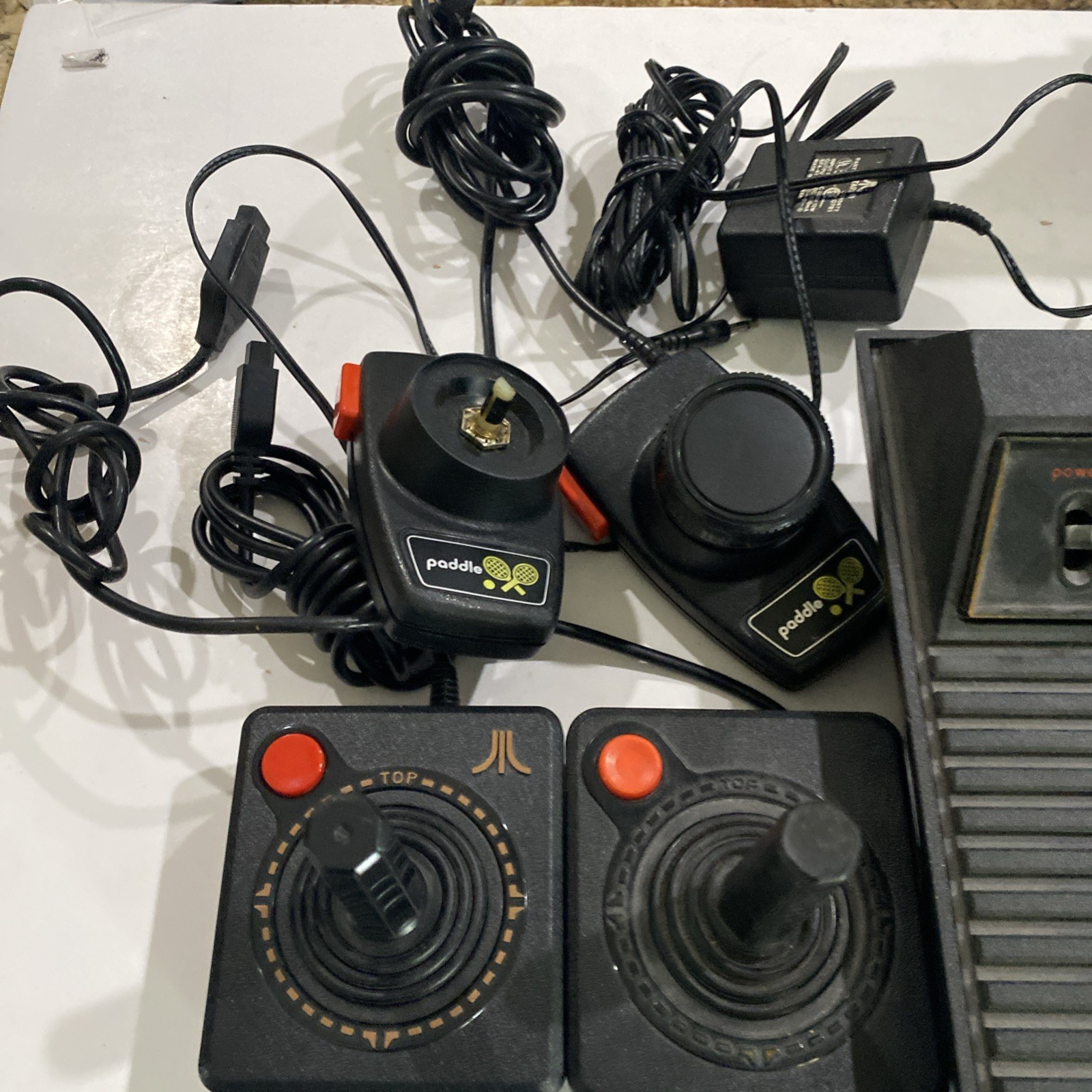 Atari CX-2600 Console 2 Joysticks 2 Paddles 29 Games