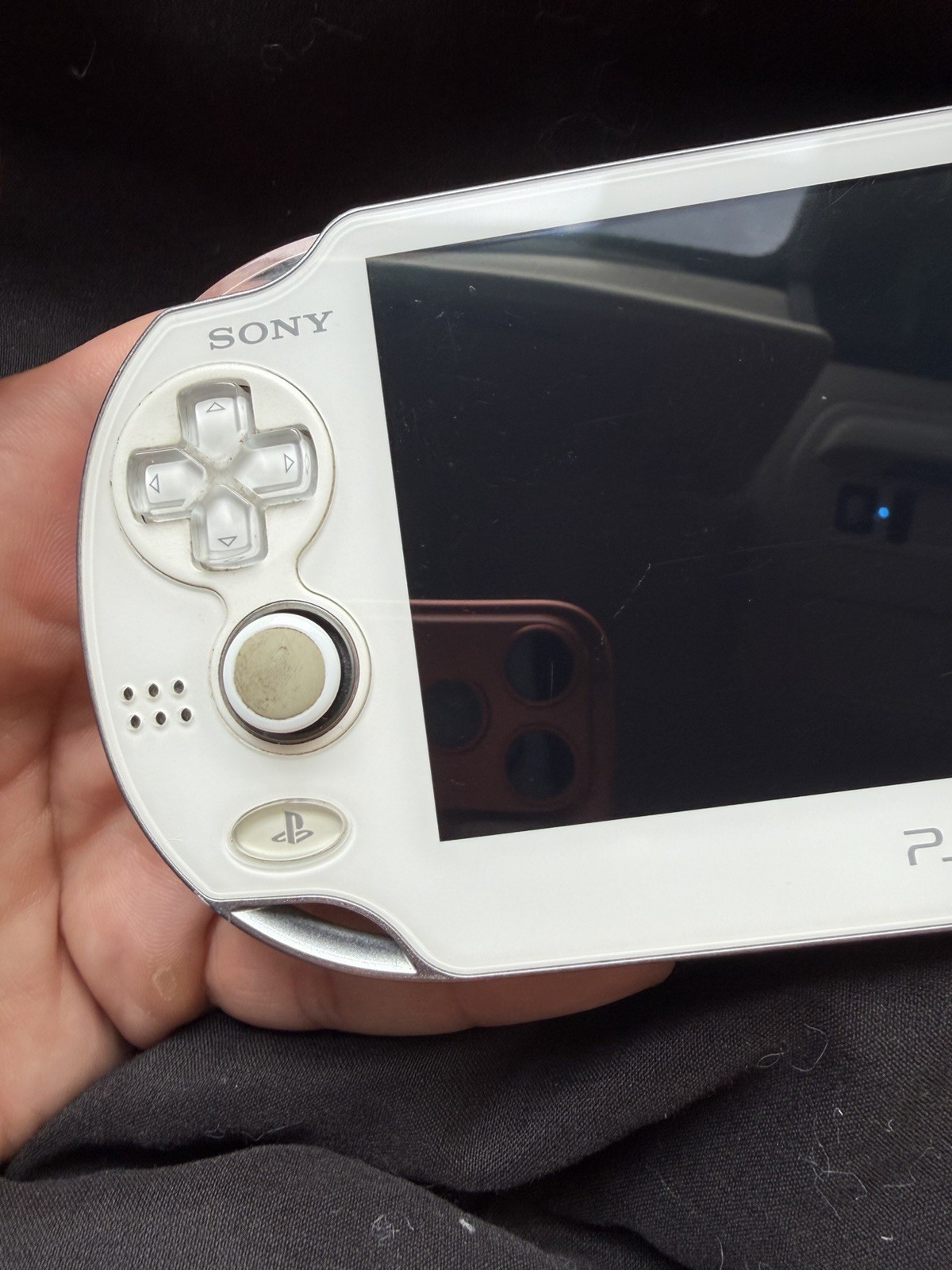 Sony PlayStation Vita (PCH-1001) – White – Used – TESTED WORKING!