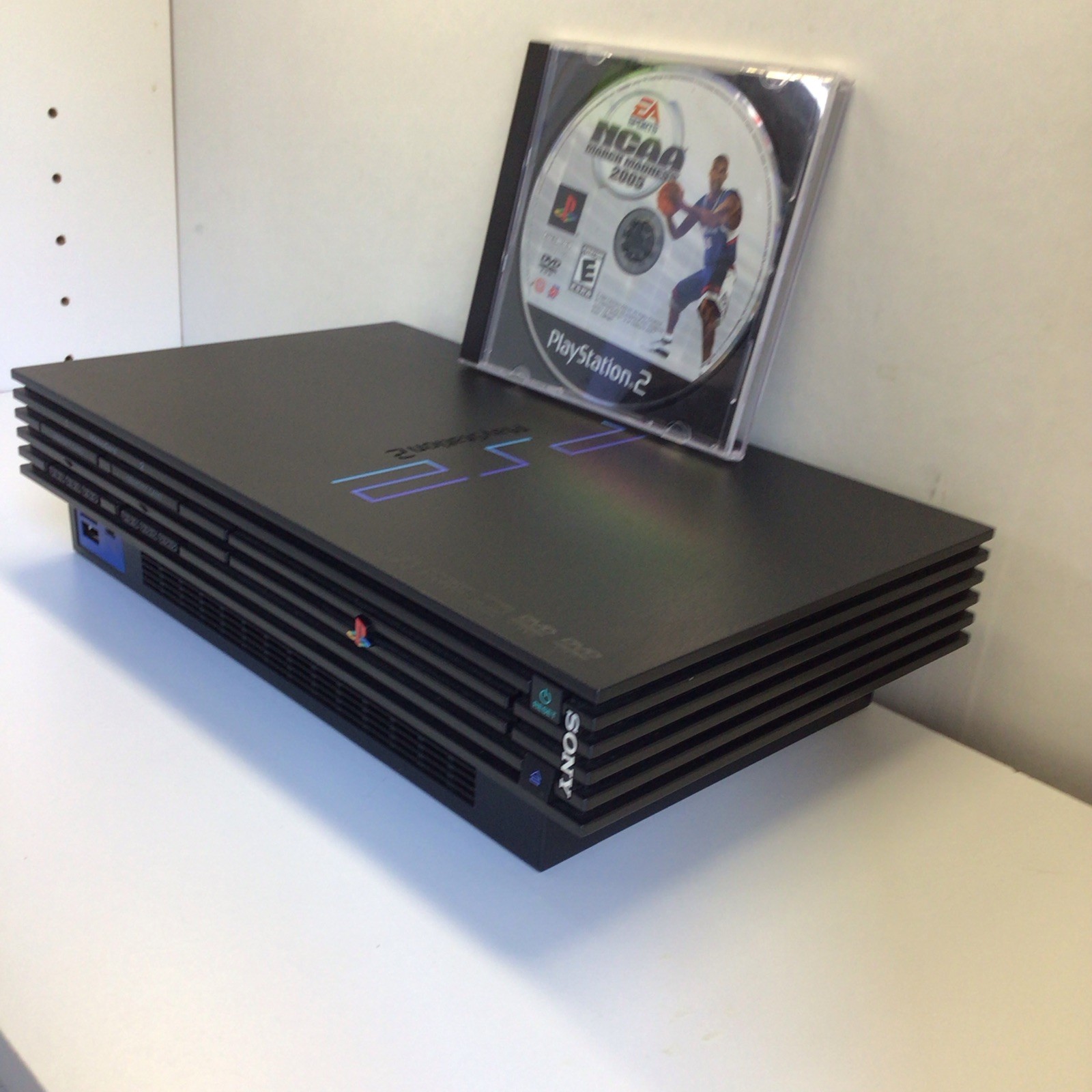 Sony PlayStation 2 PS2 Console SCPH-39001 Black NTSC-U/C w/ NCAA 2005