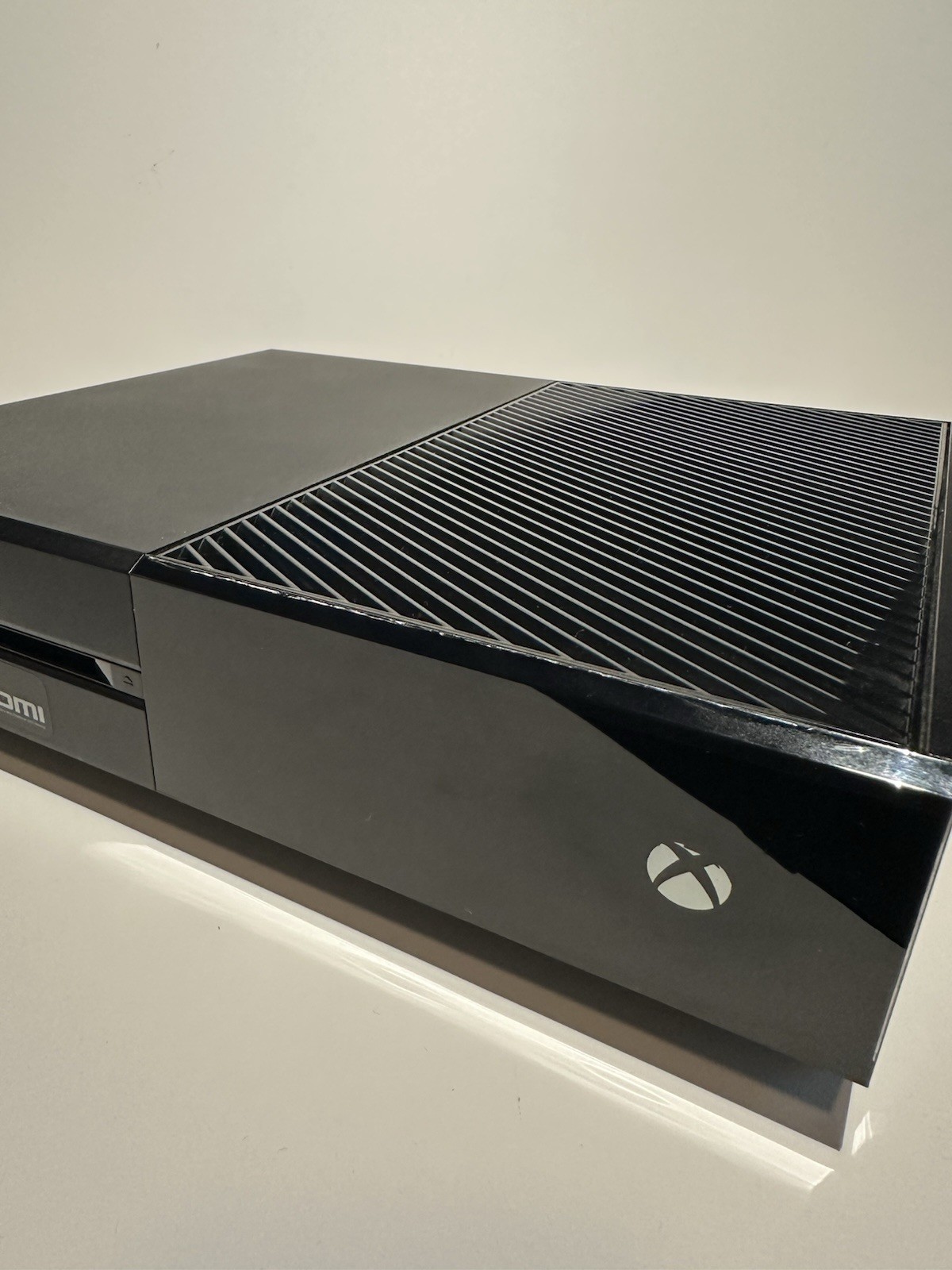 Xbox One 500GB Console w/ Cords & Controller Tested Working