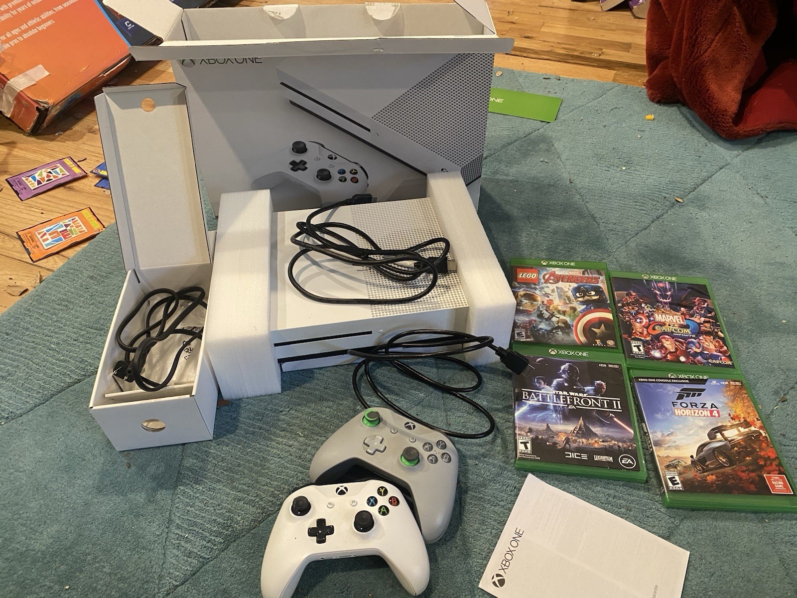Xbox One S Console Controllers And 4 Games