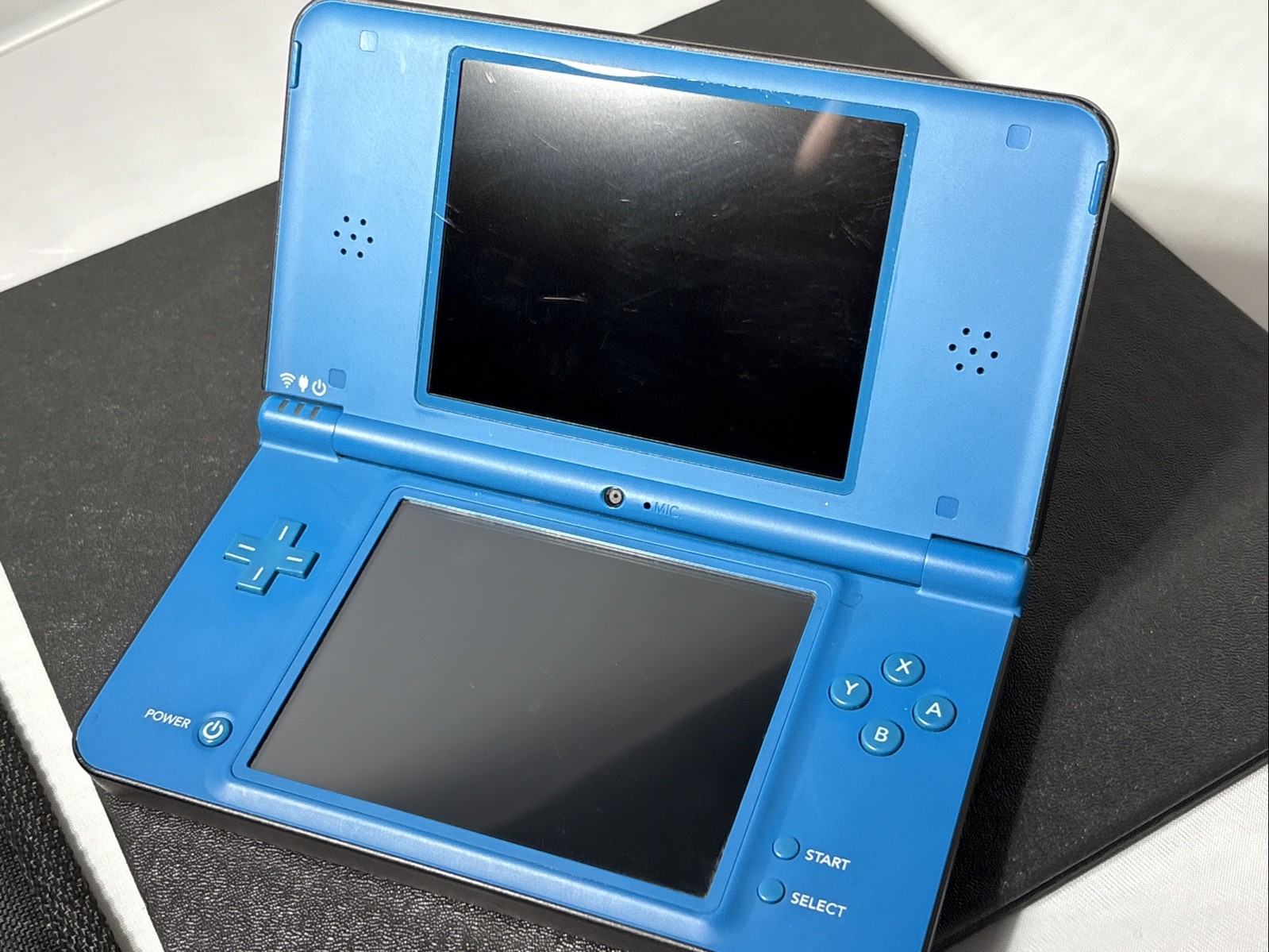 Nintendo DSi XL (Midnight Blue) CIB No Stylus