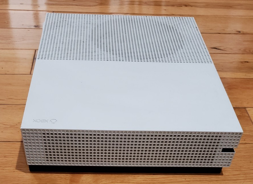 Xbox One S 1TB Console 1681 White Bundle, Wired Controller, Cords, TESTED *READ