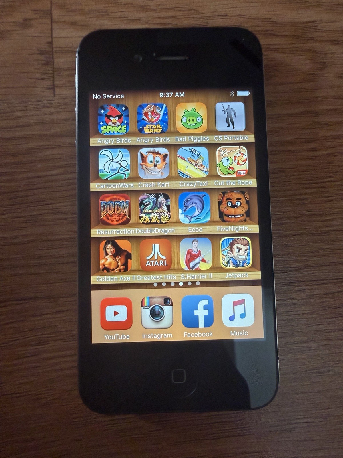 80 Games Iphone 4s 32gb Infinity Blade Final Fantasy Vii Bully Rare Ios Games