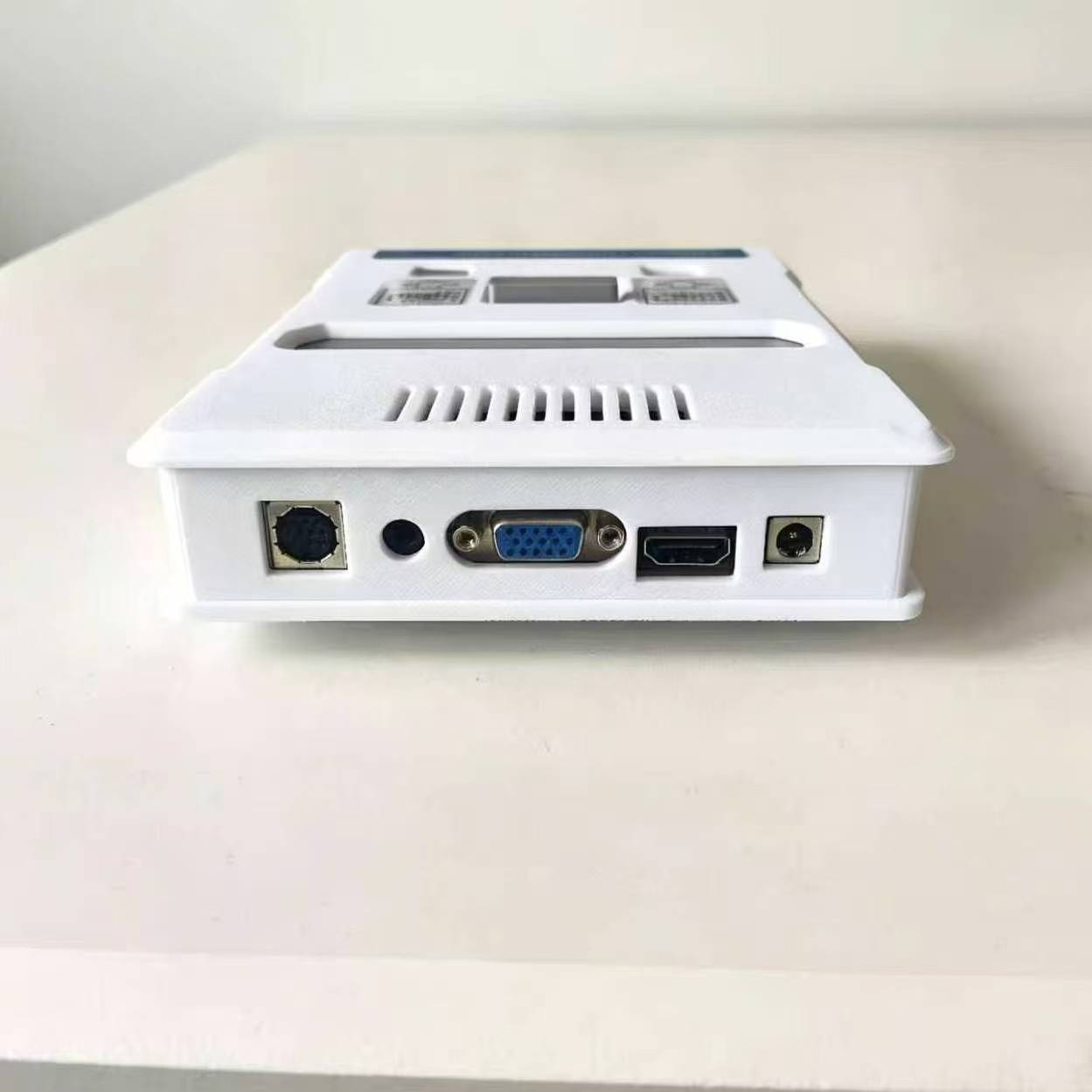 Modified NES Famiclone RGBS HDMI VGA AV S-Video Scanline Vintage Gaming DENDY