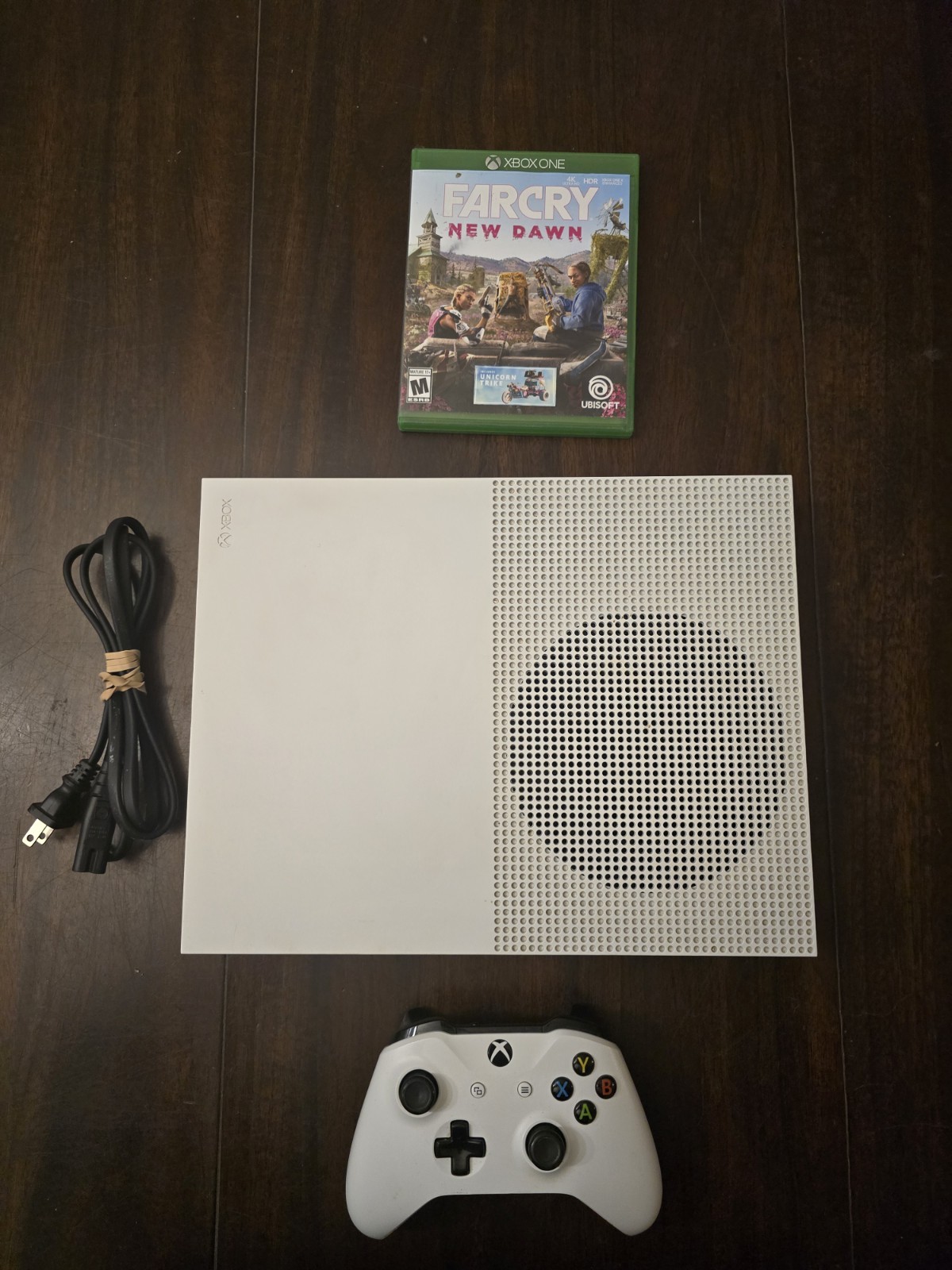 Microsoft Xbox One S White 1681 Console Bundle 500GB w/Controller +1 Game TESTED