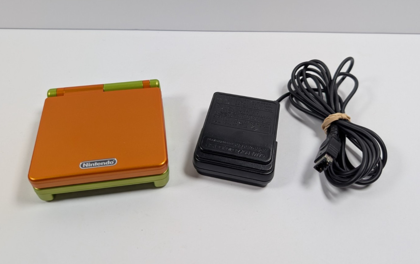 Nintendo Game Boy Advance SP GBA SP Lime Green & Orange Shrek Edition AGS-001