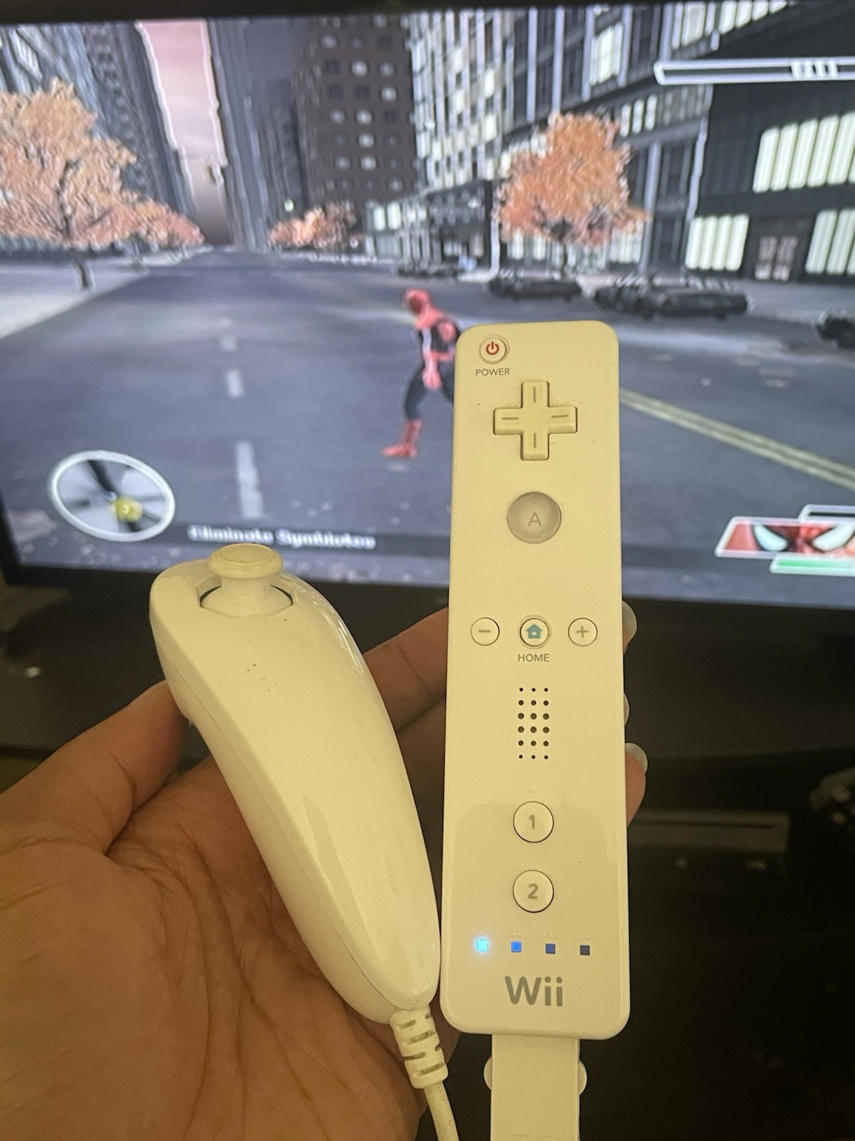 nintendo wii console 1 Controller 2 Nunchucks Charging Stations Wii Gun Read Des