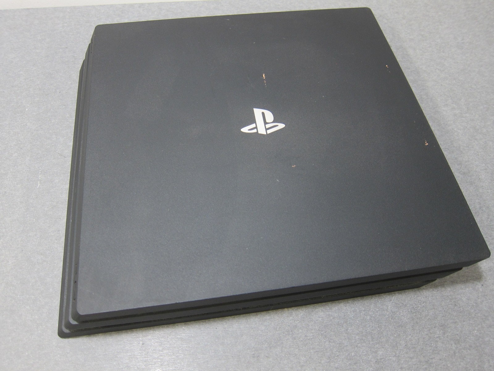 PlayStation 4 Pro 1TB Console PS4 – Firmware 13.02 – READ DESC