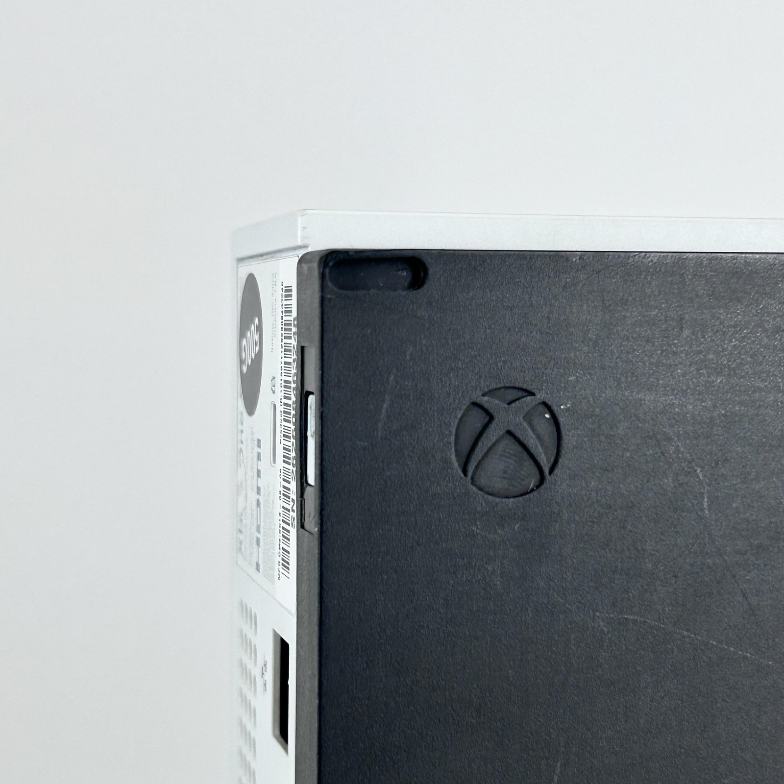 Microsoft Xbox One S Console White 500GB w/ Controller/HDMI/Power Cord – Good