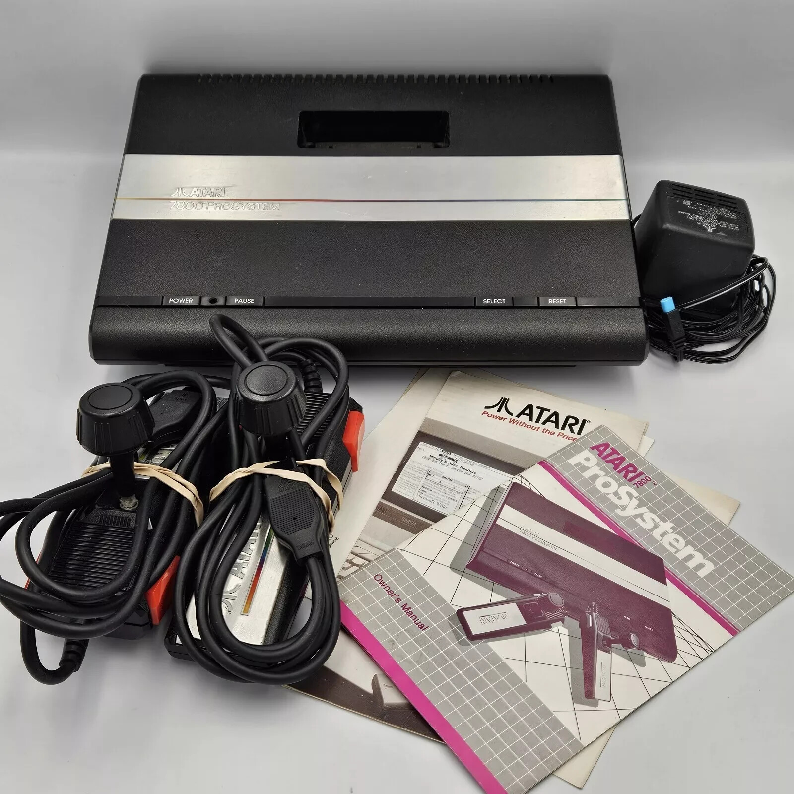 Atari 7800 ProSystem Console Cleaned & Tested – WORKS – Includes Controllers A+