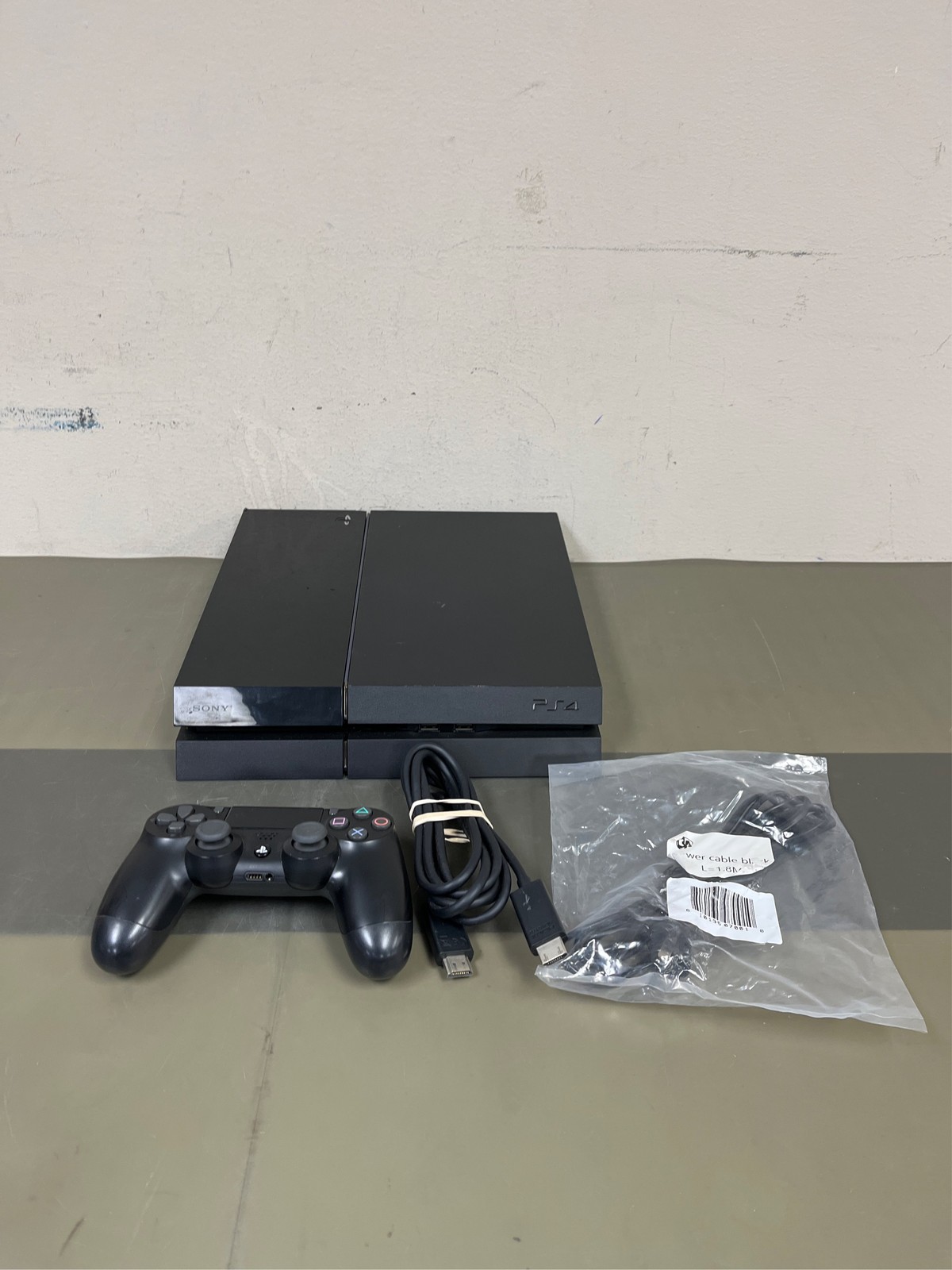Sony PlayStation 4 PS4 500GB Original Matte Black CUH-1215A System