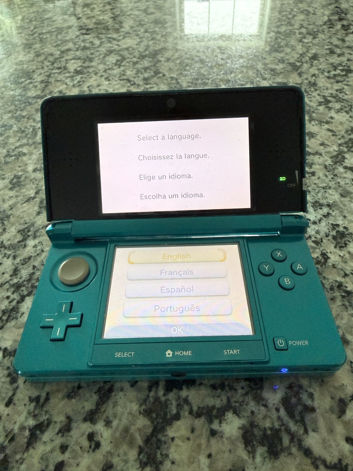 Nintendo 3DS 4GB Aqua Blue Handheld Console