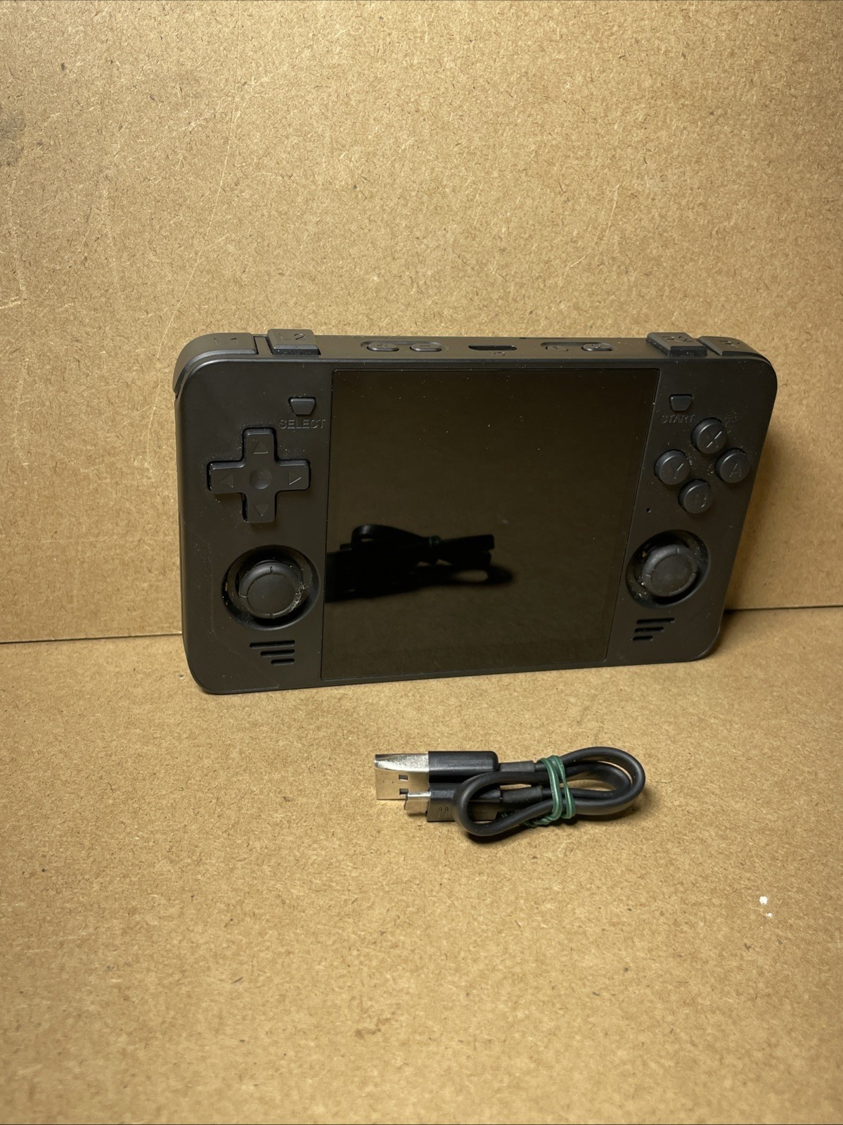Powkiddy RGB30 Retro Handheld Game Console 128GB Linux System 4.0 inch Screen
