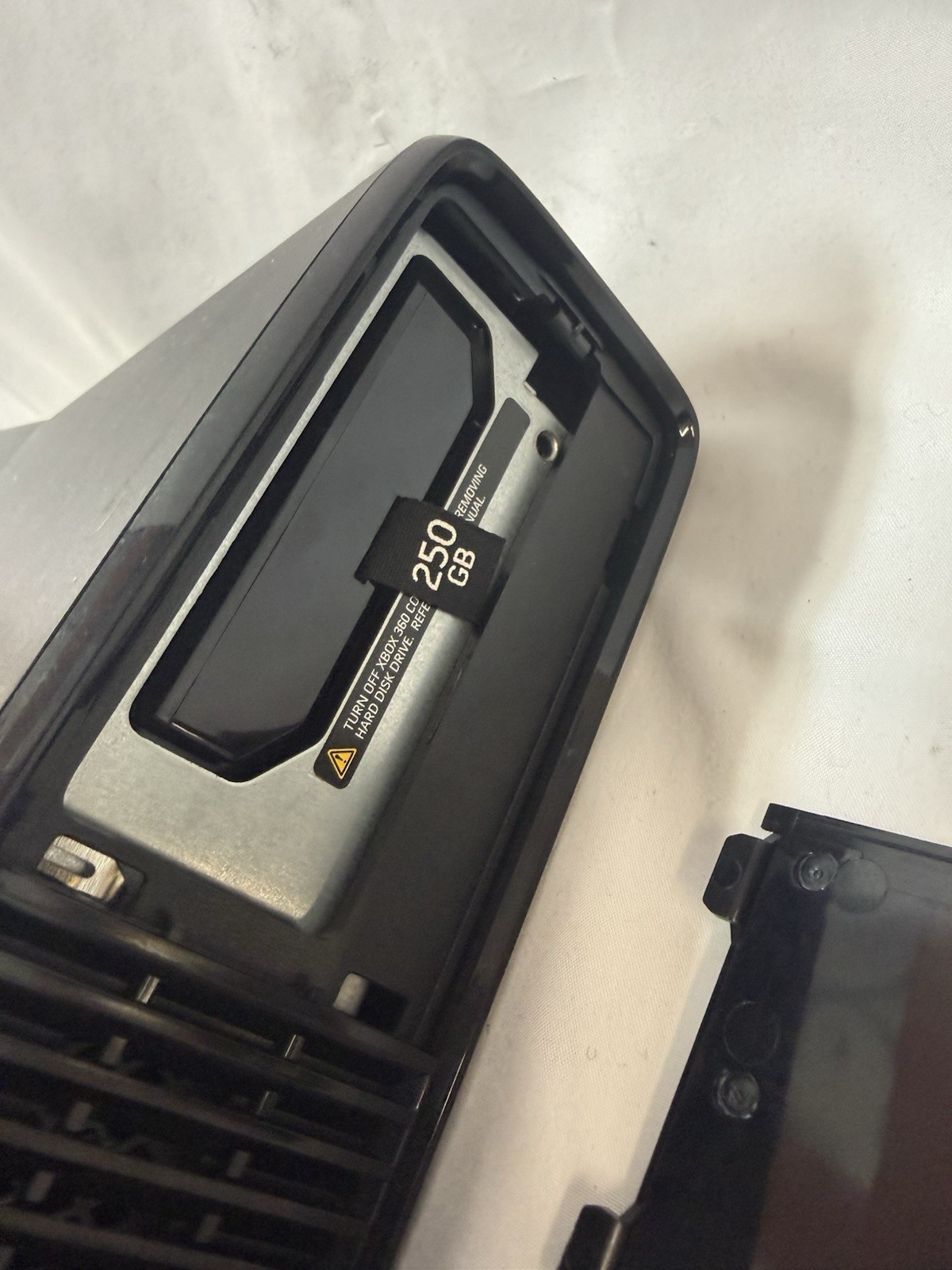 Microsoft Xbox 360 E Console Bundle Lot 250GB – READ!!!!