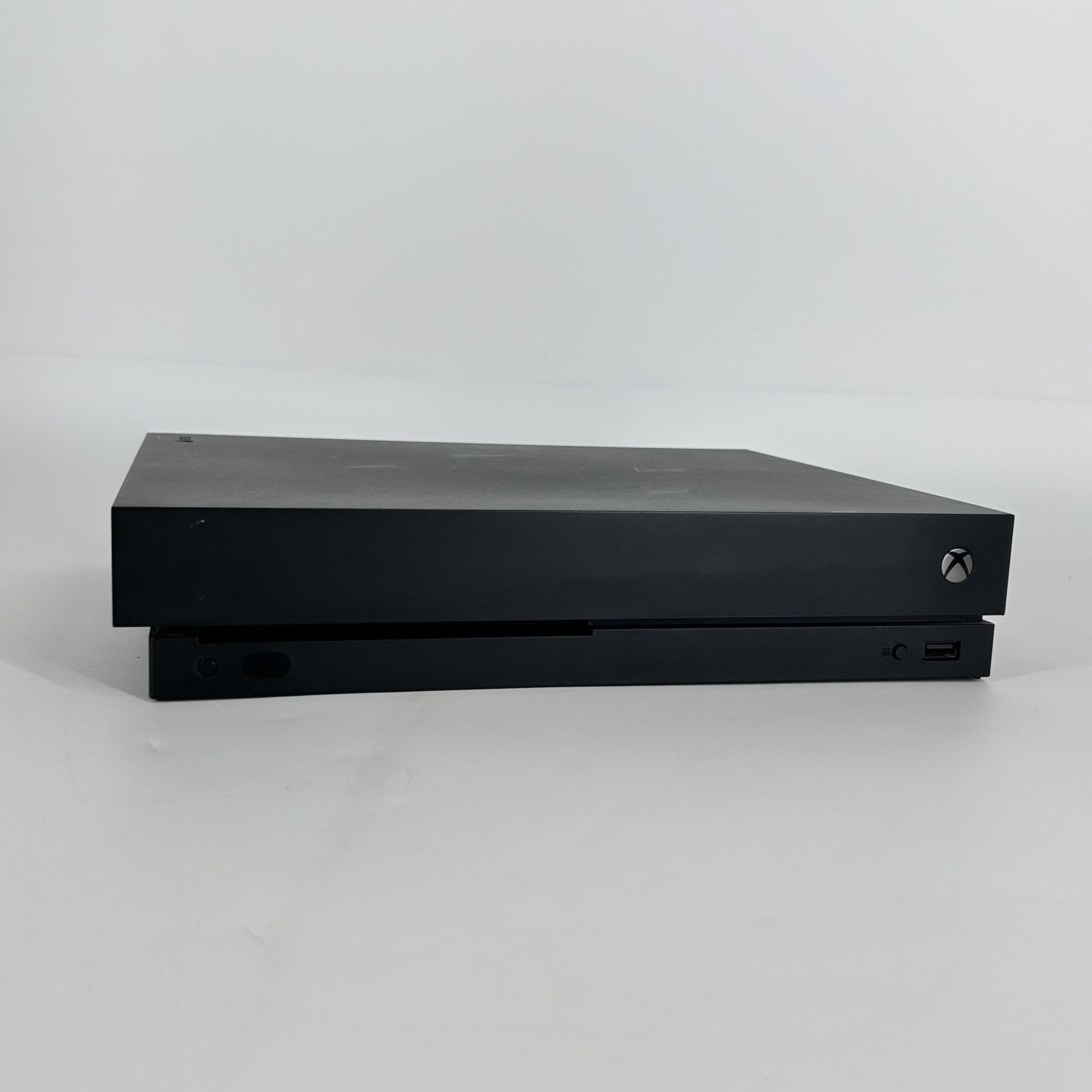 Microsoft Xbox One X Console Black 1TB w/ HDMI/Power Cord – Good w/ Smoke Odor