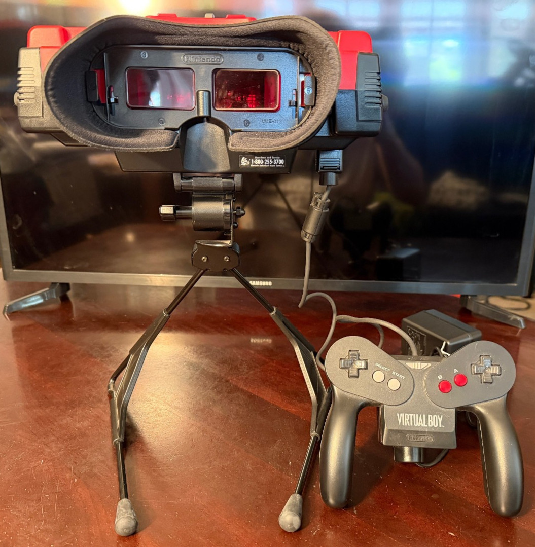 Nintendo Virtual Boy Console CIB w/AC Adapter, 5 games, Near Mint Cond