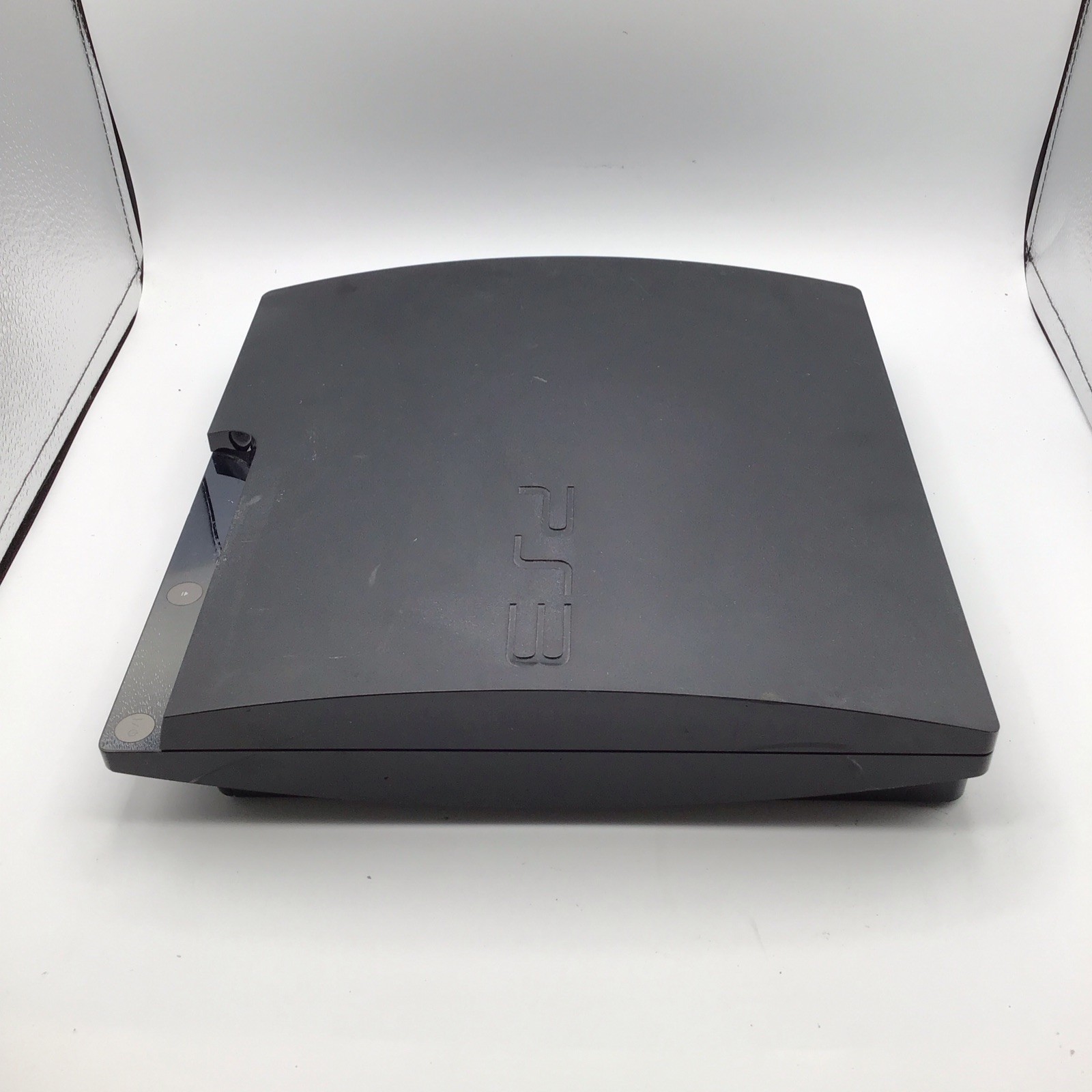 Sony PlayStation 3 PS3 Slim Console 320gb w/ Controller & Cables Used