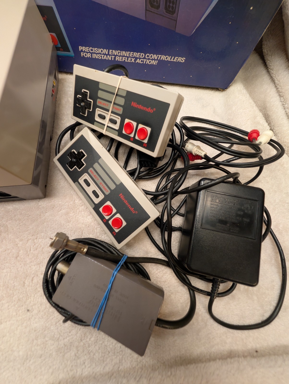 NINTENDO NES CONTROL DECK Complete in Box w Super Mario Bros 1987 No Styrofoam