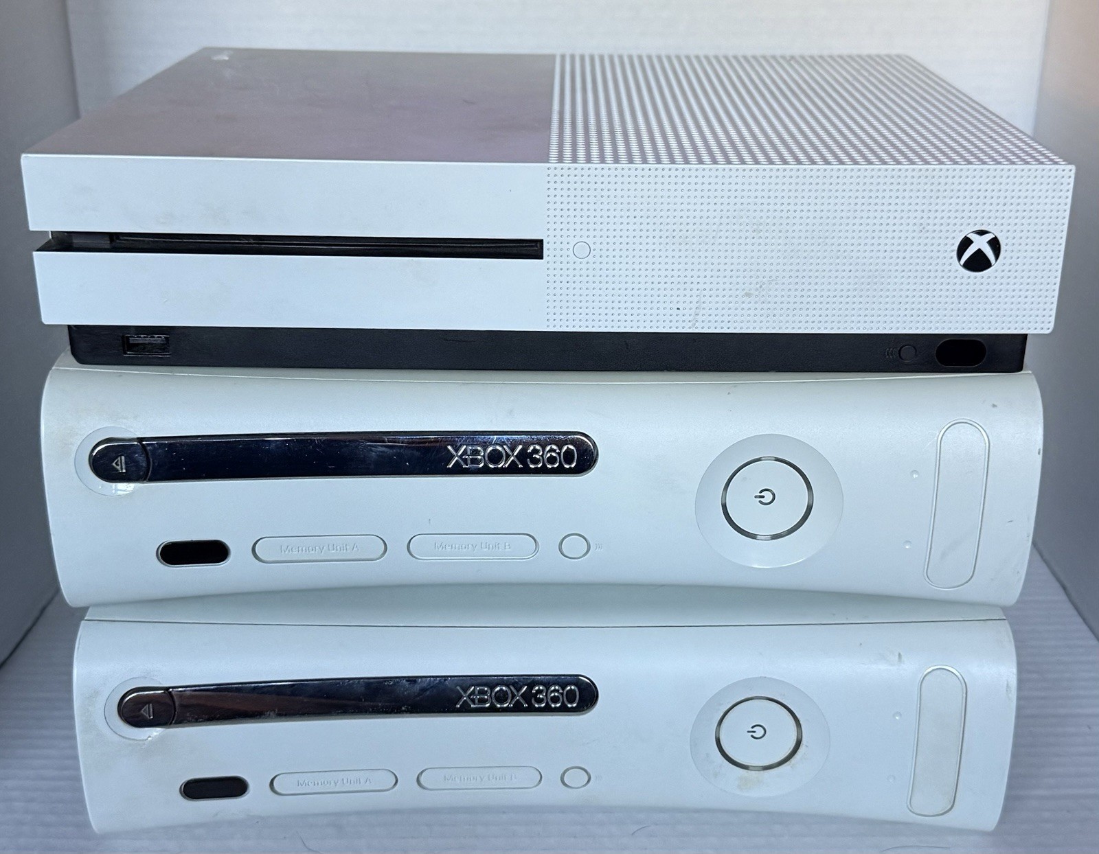 Xbox One X White FPOR & 2 Xbox 360s w/ RROD