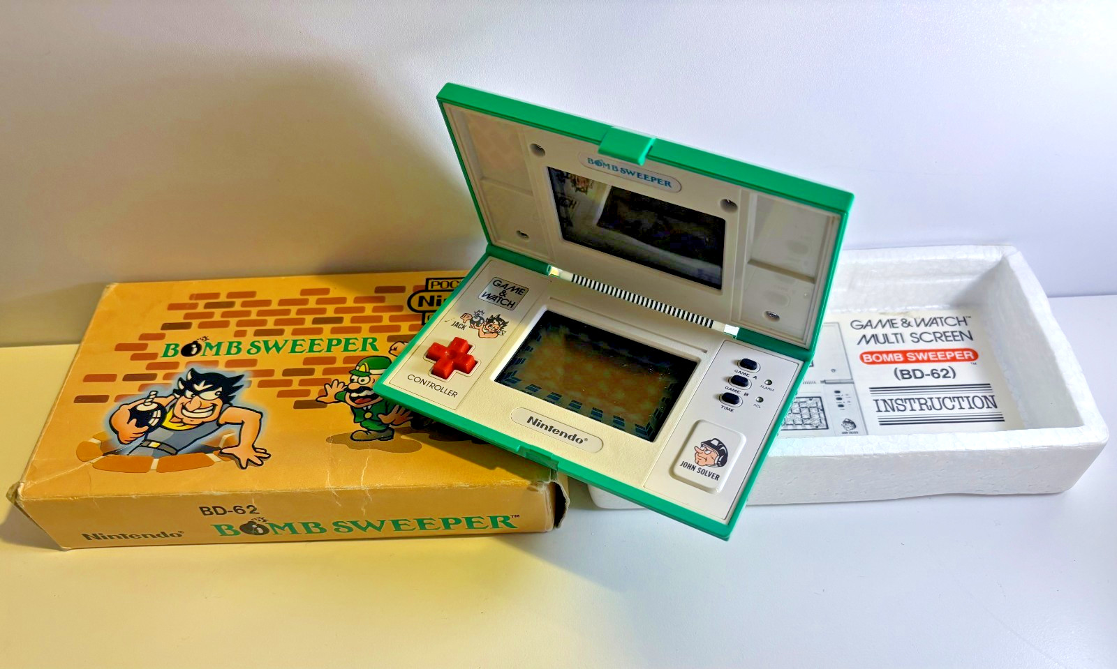 Nintendo Game & Watch BOMB SWEEPER battery operated classic toys electronic game