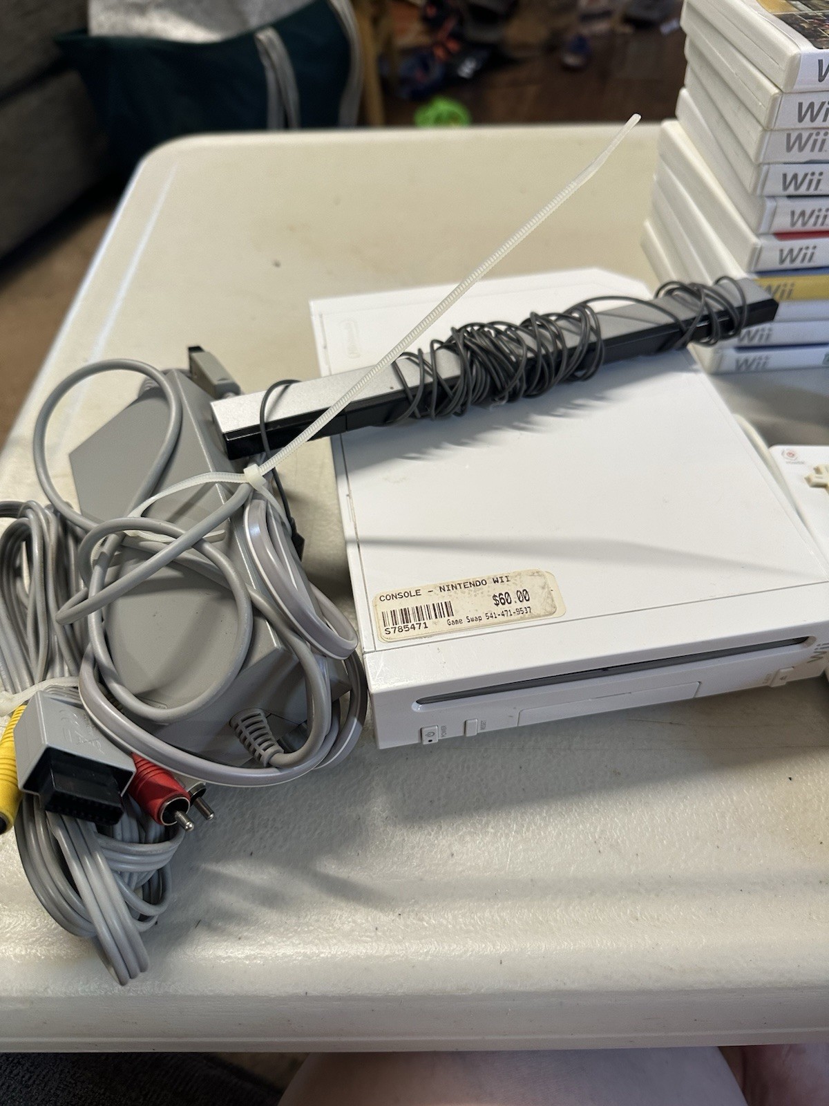 Wii RVL-001 Console, 2 Controllers, 10 Games – TESTED/WORKING
