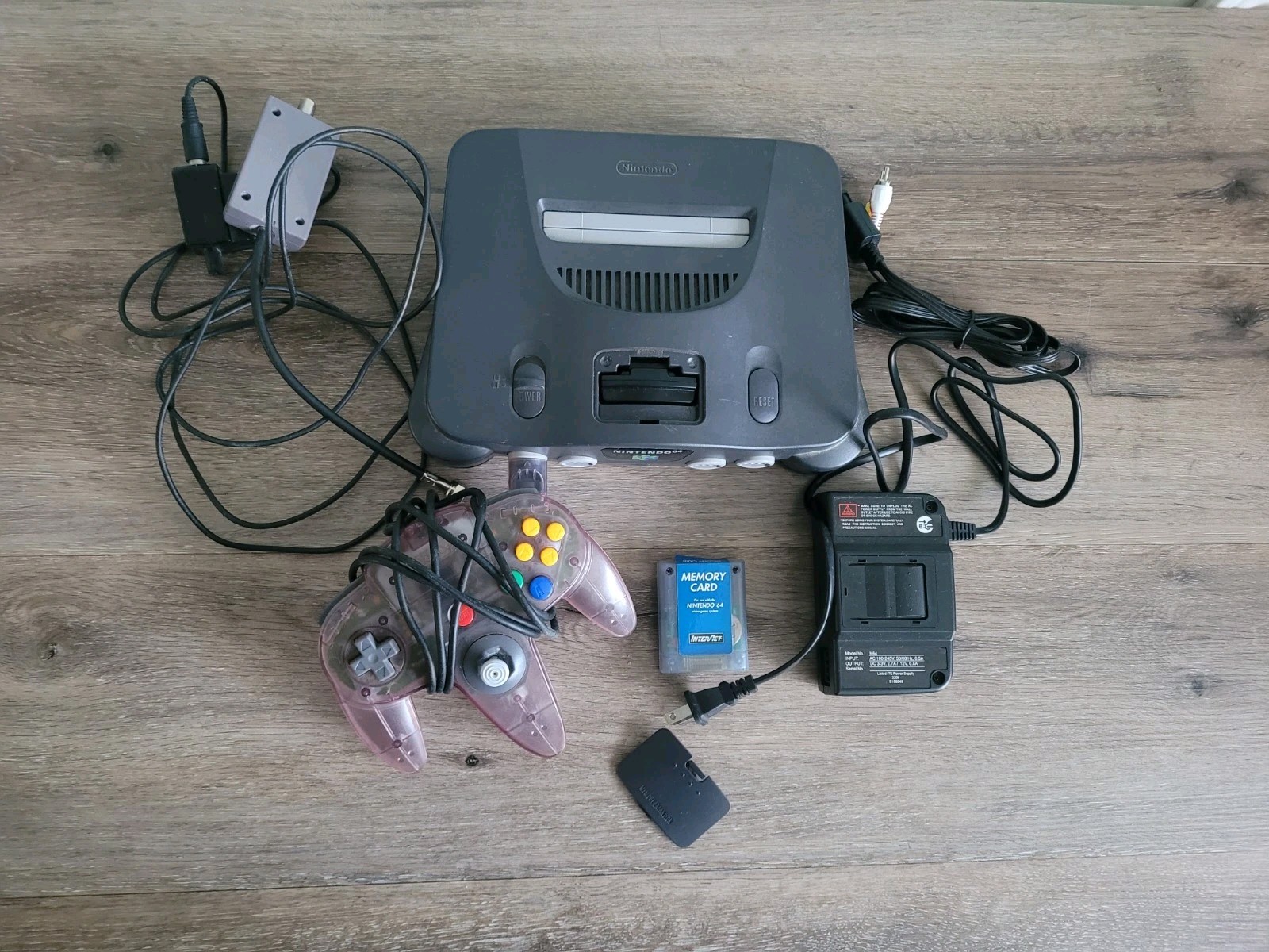 Nintendo 64 Console Bundle For Parts Not Working AS IS Atomic Purple Controller